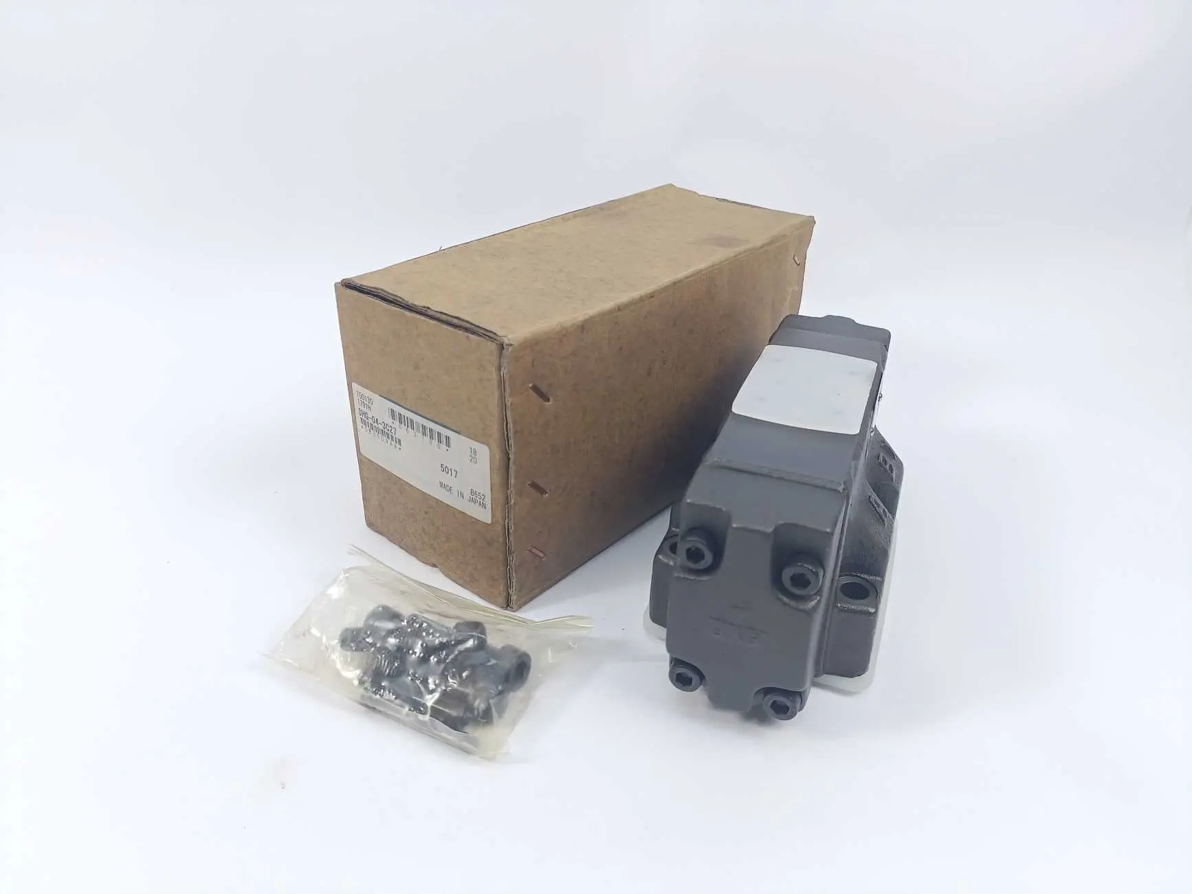 Produktfoto 1 von Yuken DHG-04-3C27-5017