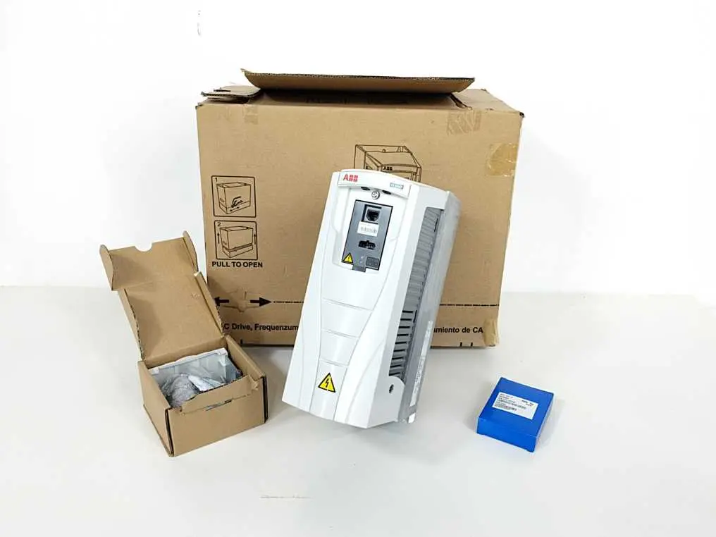 Produktfoto 1 von ABB ACH550-01-06A9-4