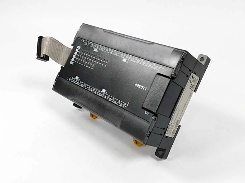 Produktfoto 1 von OMRON CP1W-40EDT1