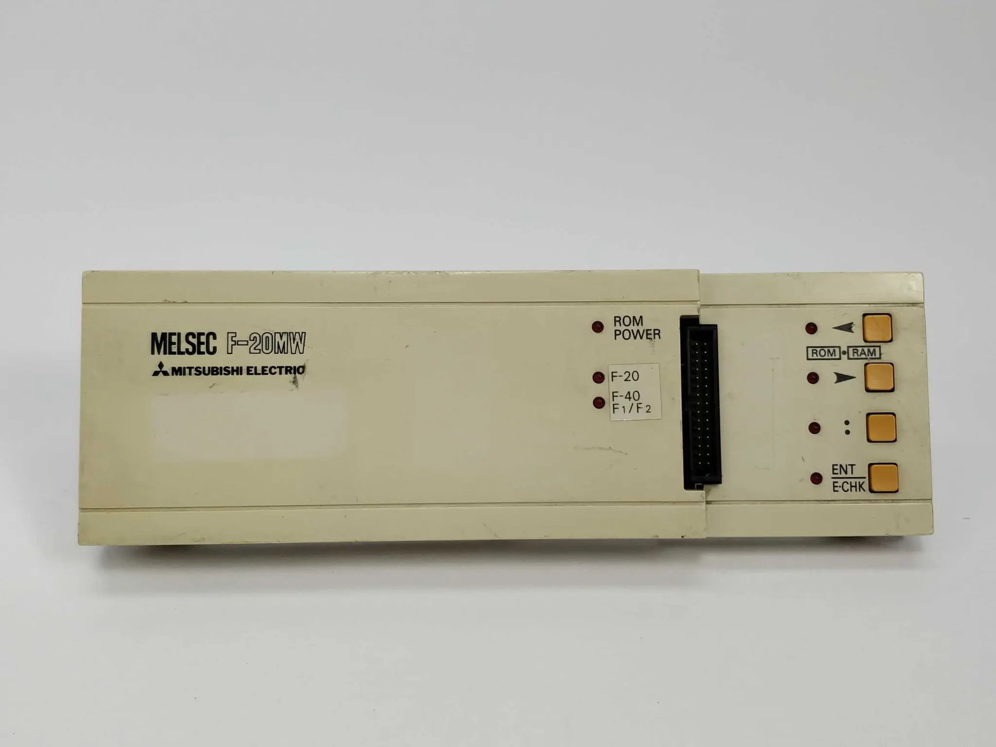 Produktfoto 1 von Mitsubishi F-20MW