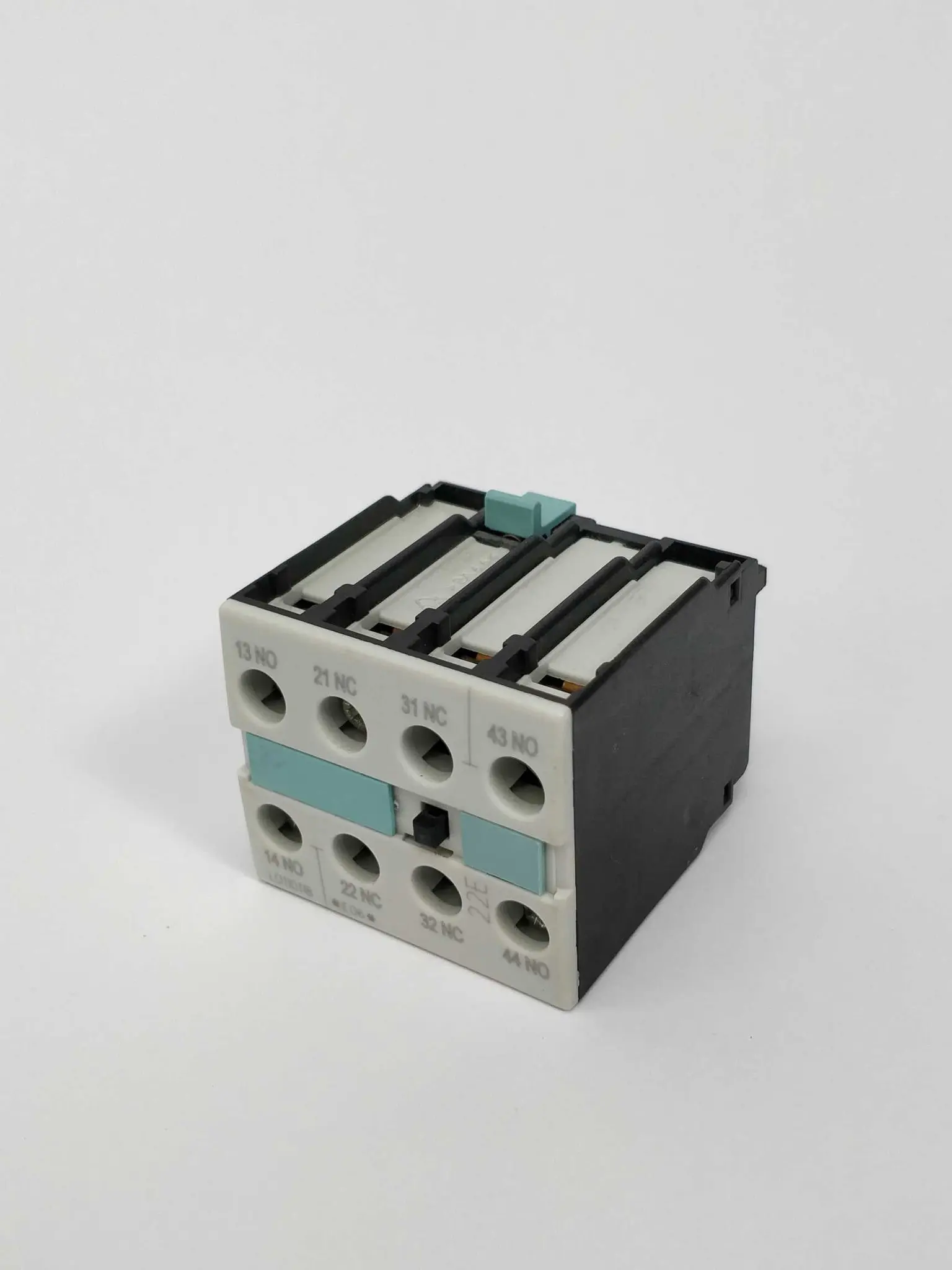 Produktfoto 1 von Siemens 3RH1921-1HA22