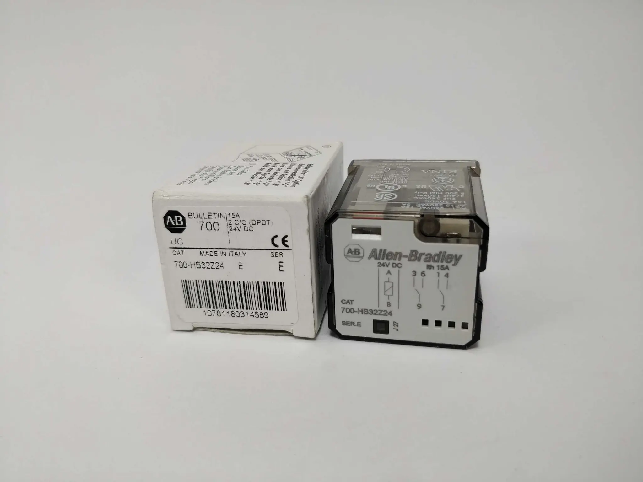 Produktfoto 1 von AB 700-HB32Z24