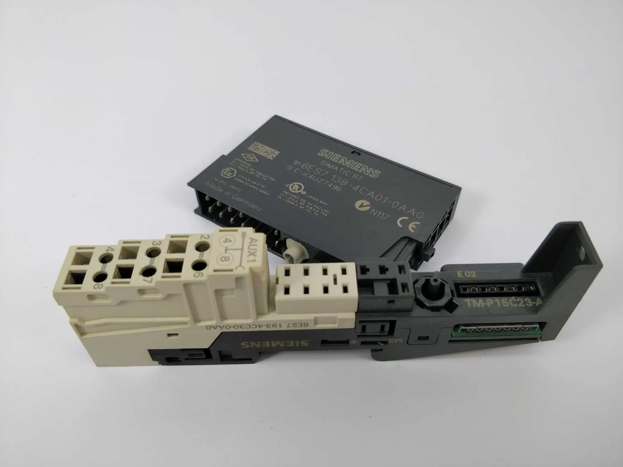 Produktfoto 1 von Siemens 6ES7138-4CA01-0AA0