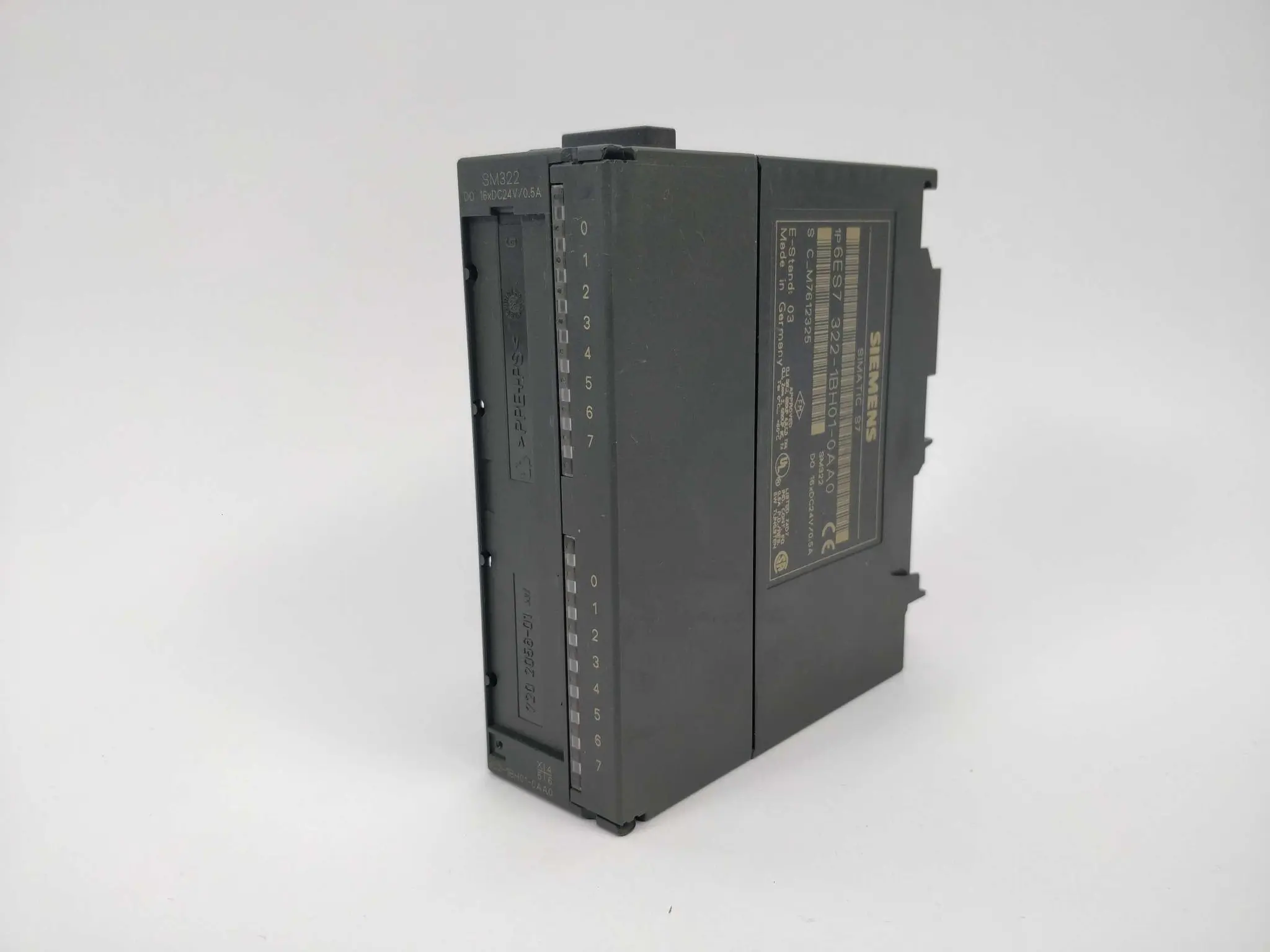 Produktfoto 1 von Siemens 6ES7322-1BH01-0AA0