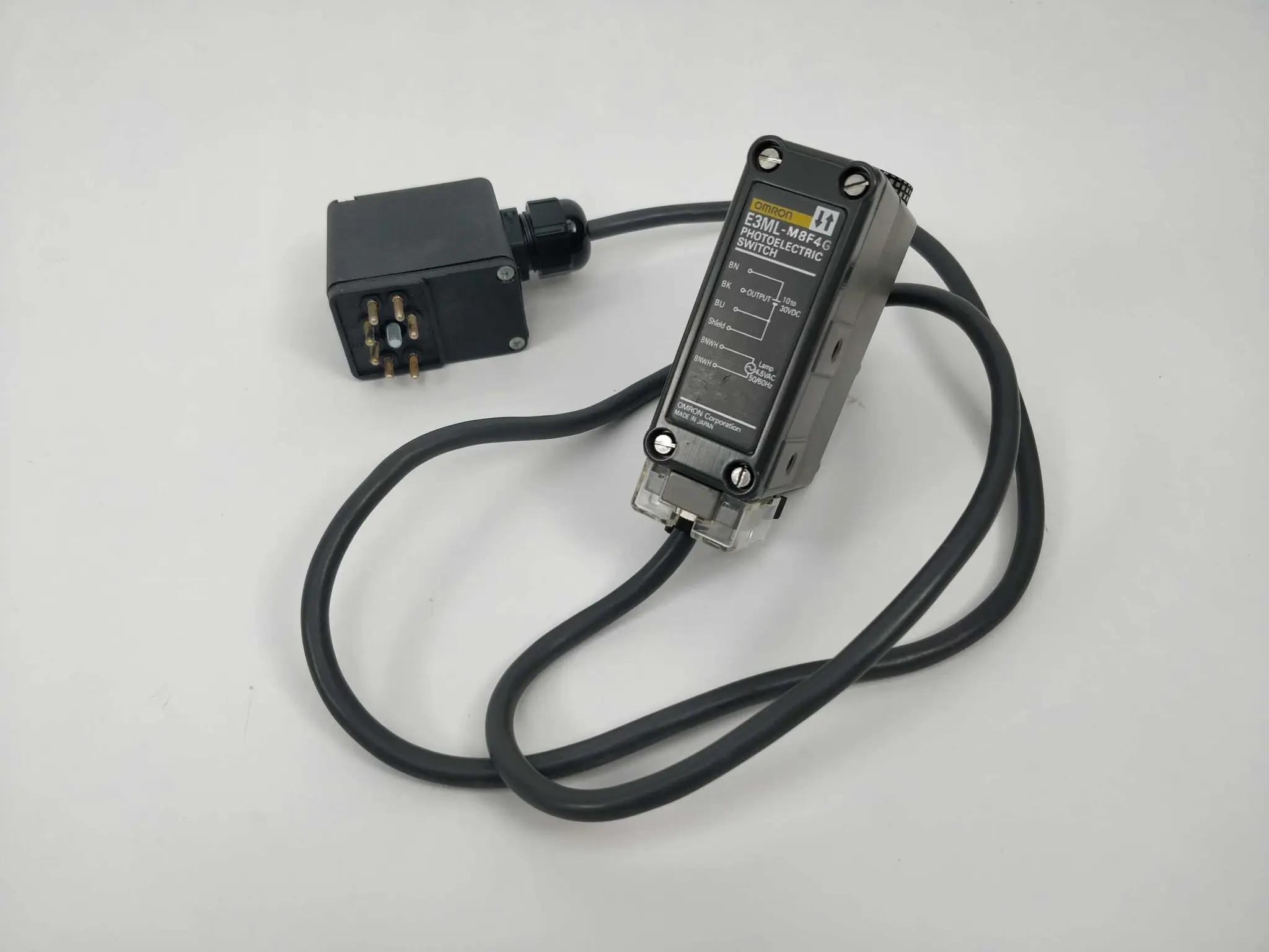 Produktfoto 1 von OMRON E3ML-M8F4G