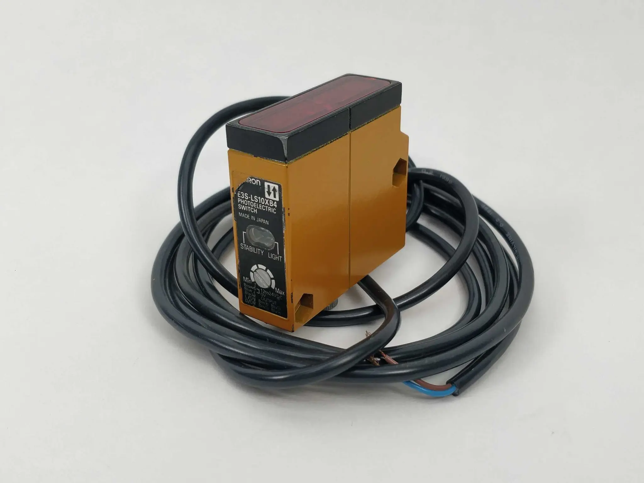 Produktfoto 1 von OMRON E3S-LS10XB4