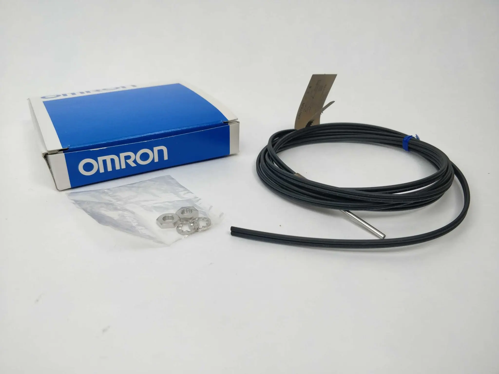 Produktfoto 1 von OMRON E32-DC200-B4