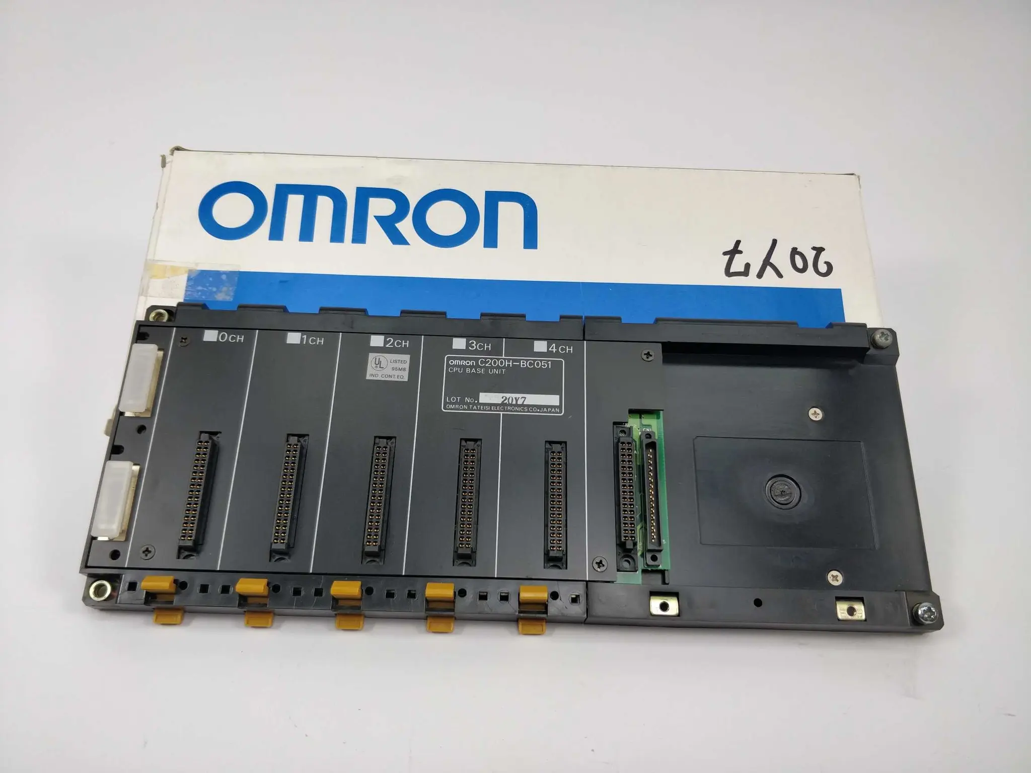 Produktfoto 1 von OMRON C200H-BC051