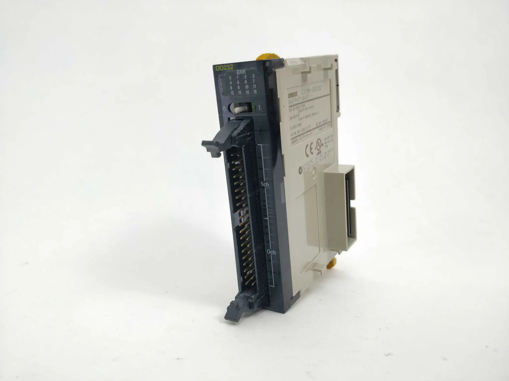 Produktfoto 1 von OMRON CJ1W-OD232