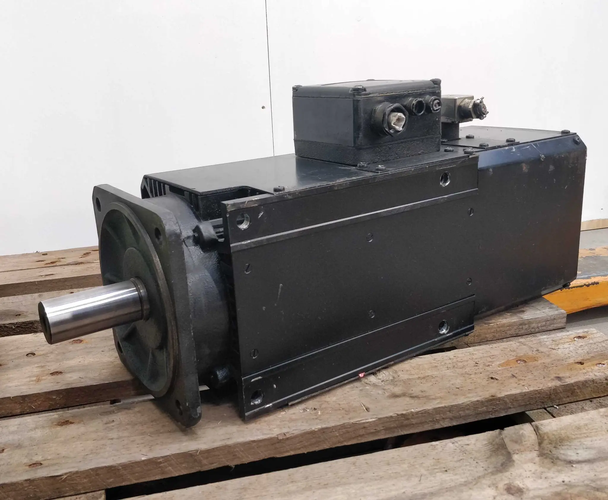 Produktfoto 1 von Bosch QUVF 100M/4B-11B
