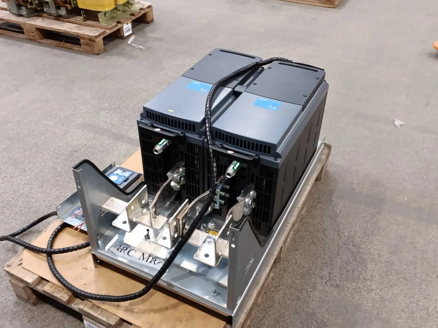 Produktfoto 1 von Vacon / Danfoss NXA08205-A0T02WF-A8AFBHBHEC