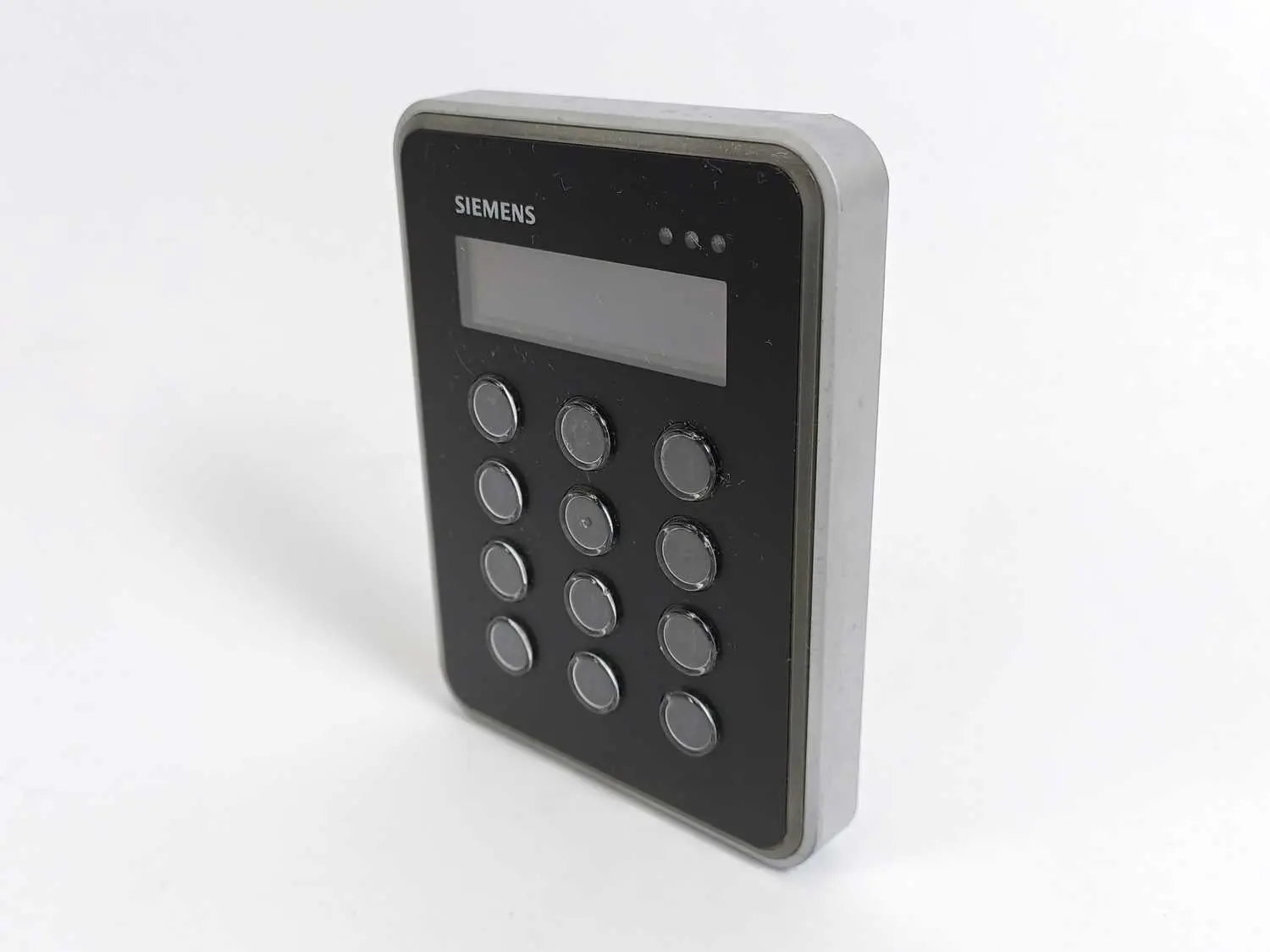 Produktfoto 1 von Siemens S54504-F102-A100