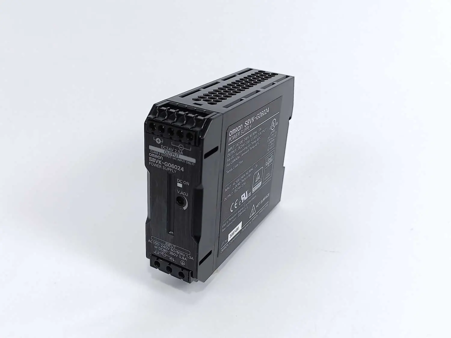 Produktfoto 1 von OMRON S8VK-G06024