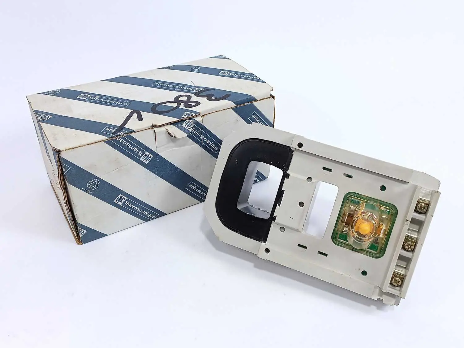 Produktfoto 1 von Schneider / Telemecanique LX1FJ380