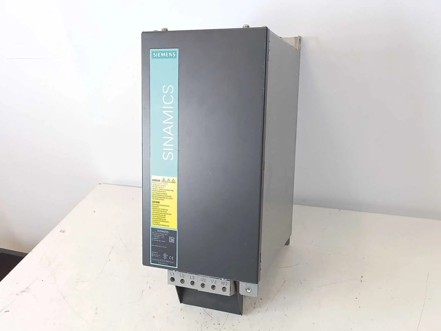 Produktfoto 1 von Siemens 6SL3100-0BE25-5AB0