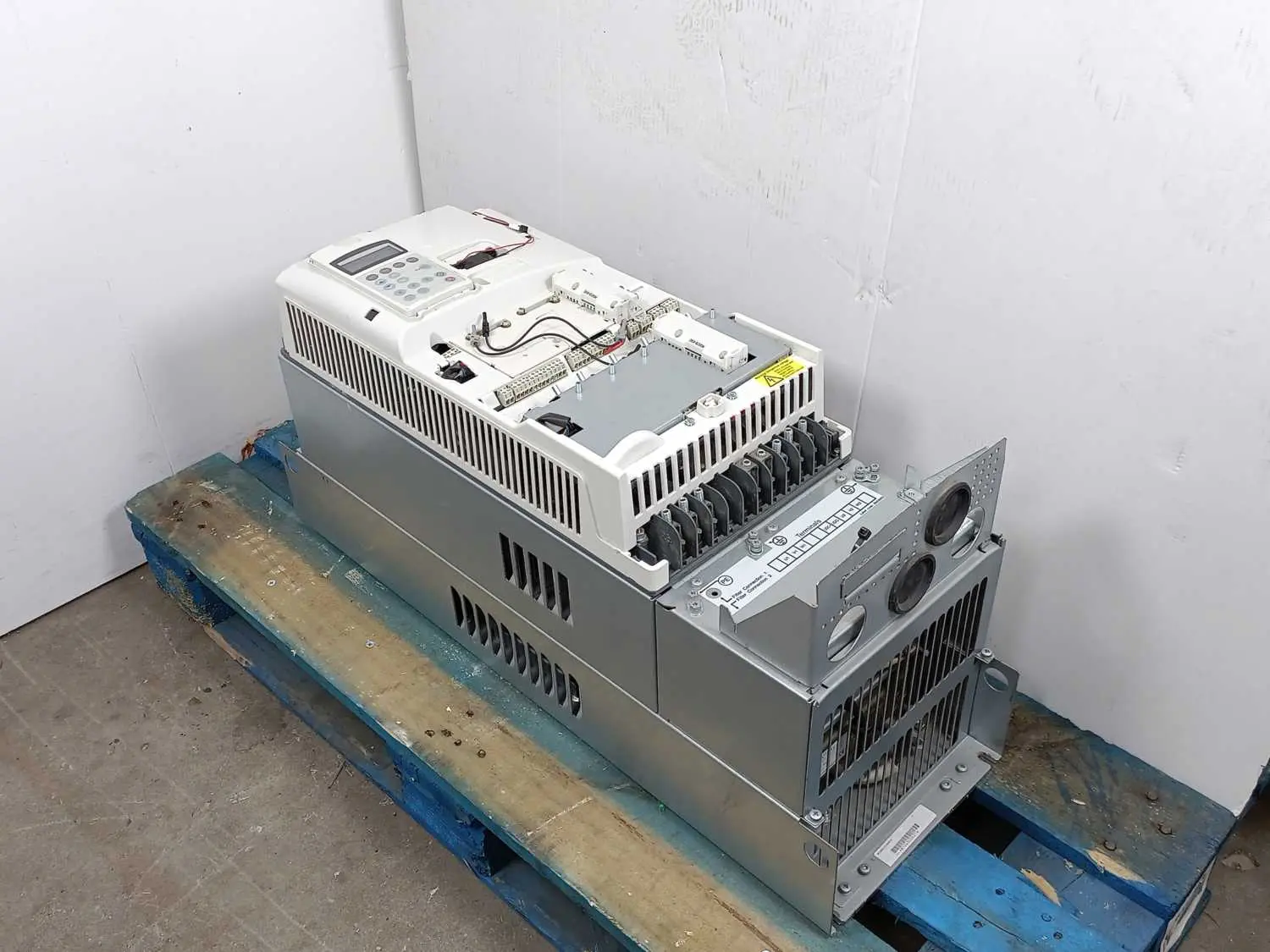 Produktfoto 1 von ABB ACS800-31-0050-3