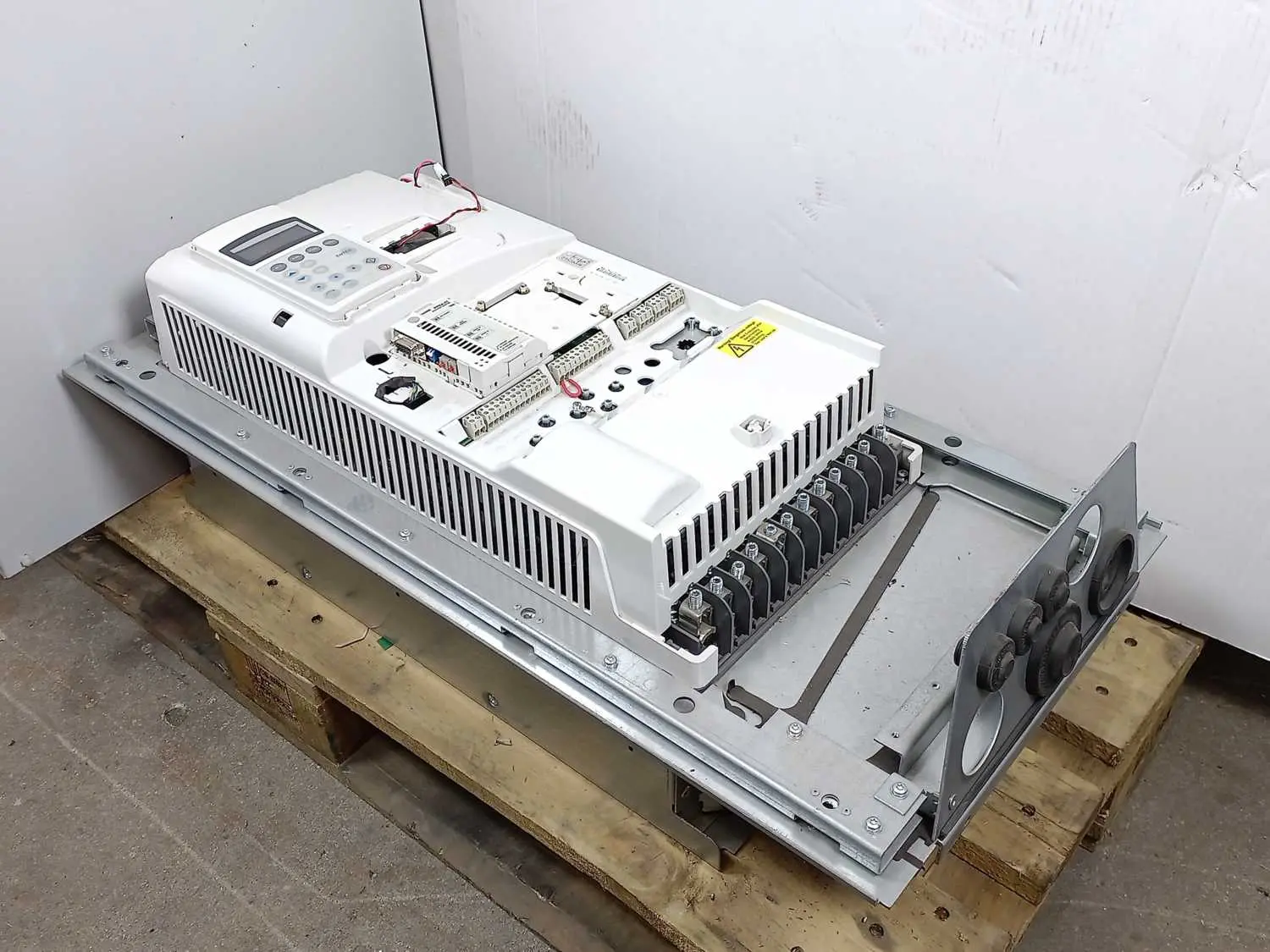 Produktfoto 1 von ABB ACS800-01-0050-3+B056+E202+P901+R705