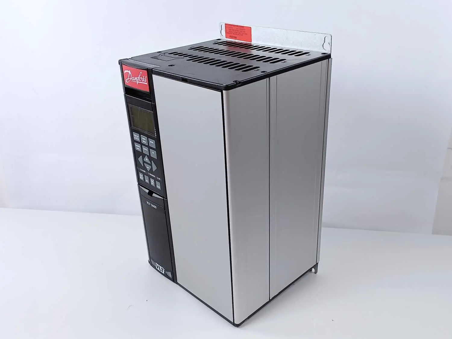 Produktfoto 1 von Danfoss VLT5008PT5C20STR3DLF00A00C0