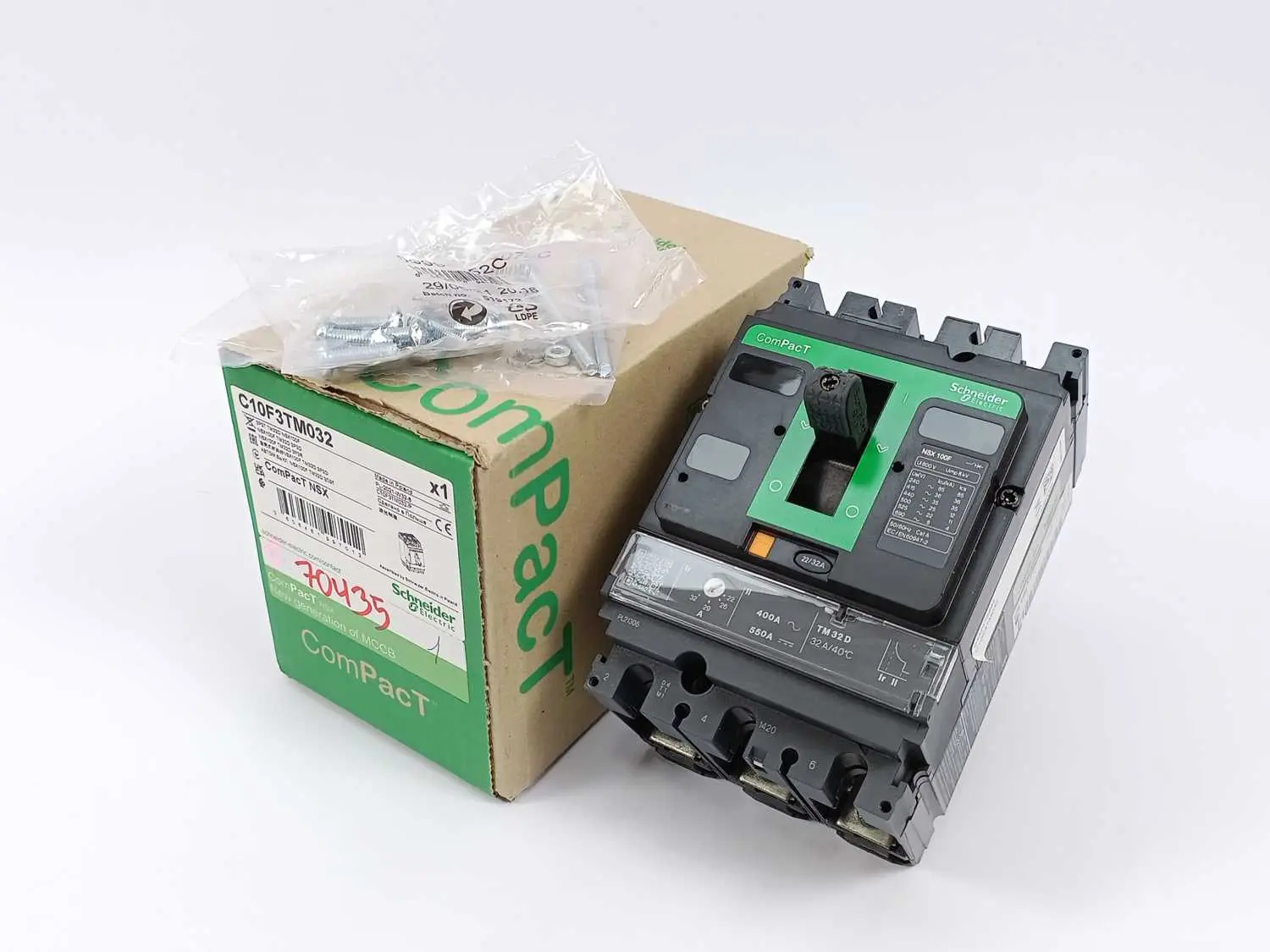 SchneiderE C10F3TM032