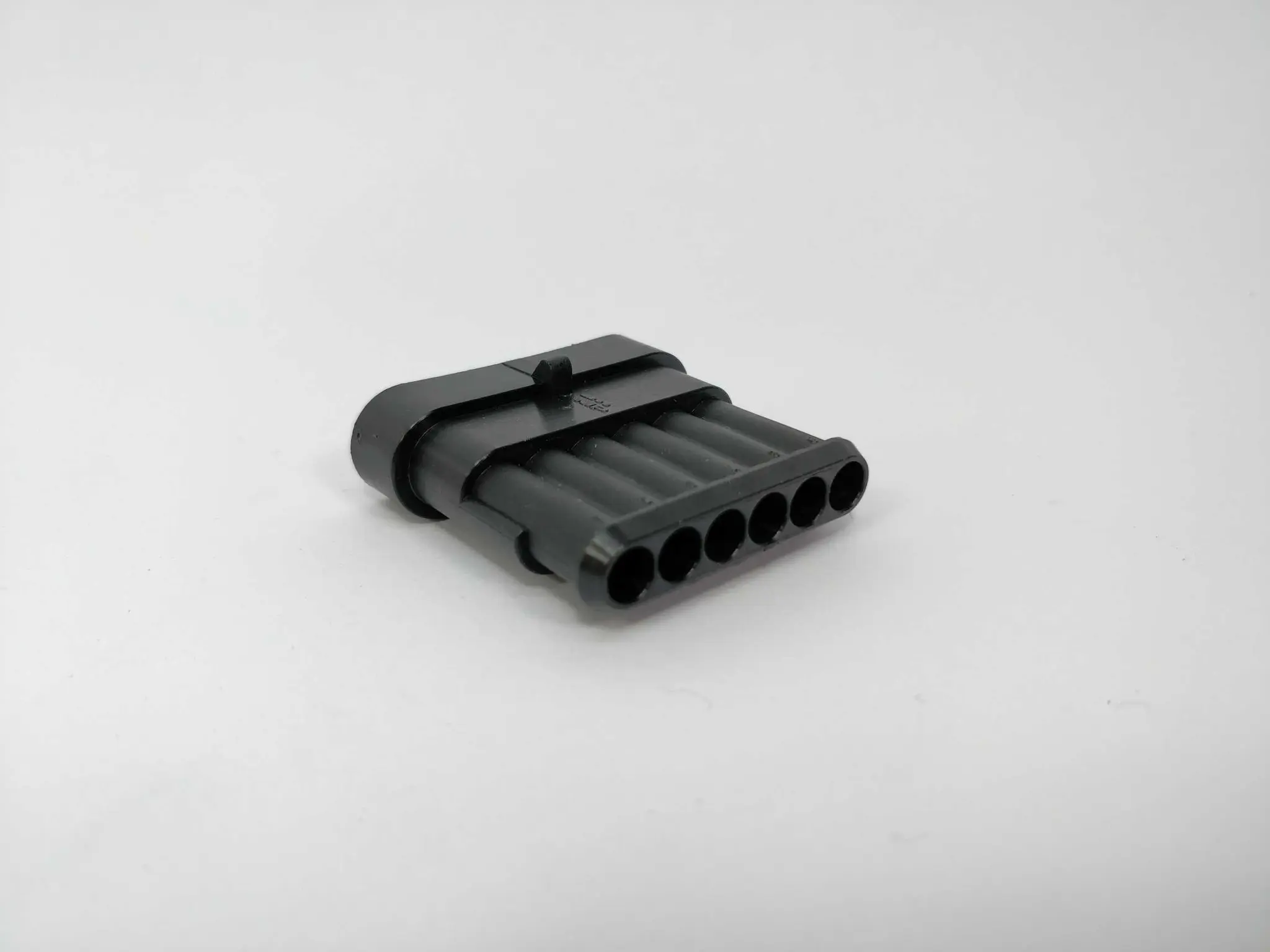 Produktfoto 1 von AMP 282108-1