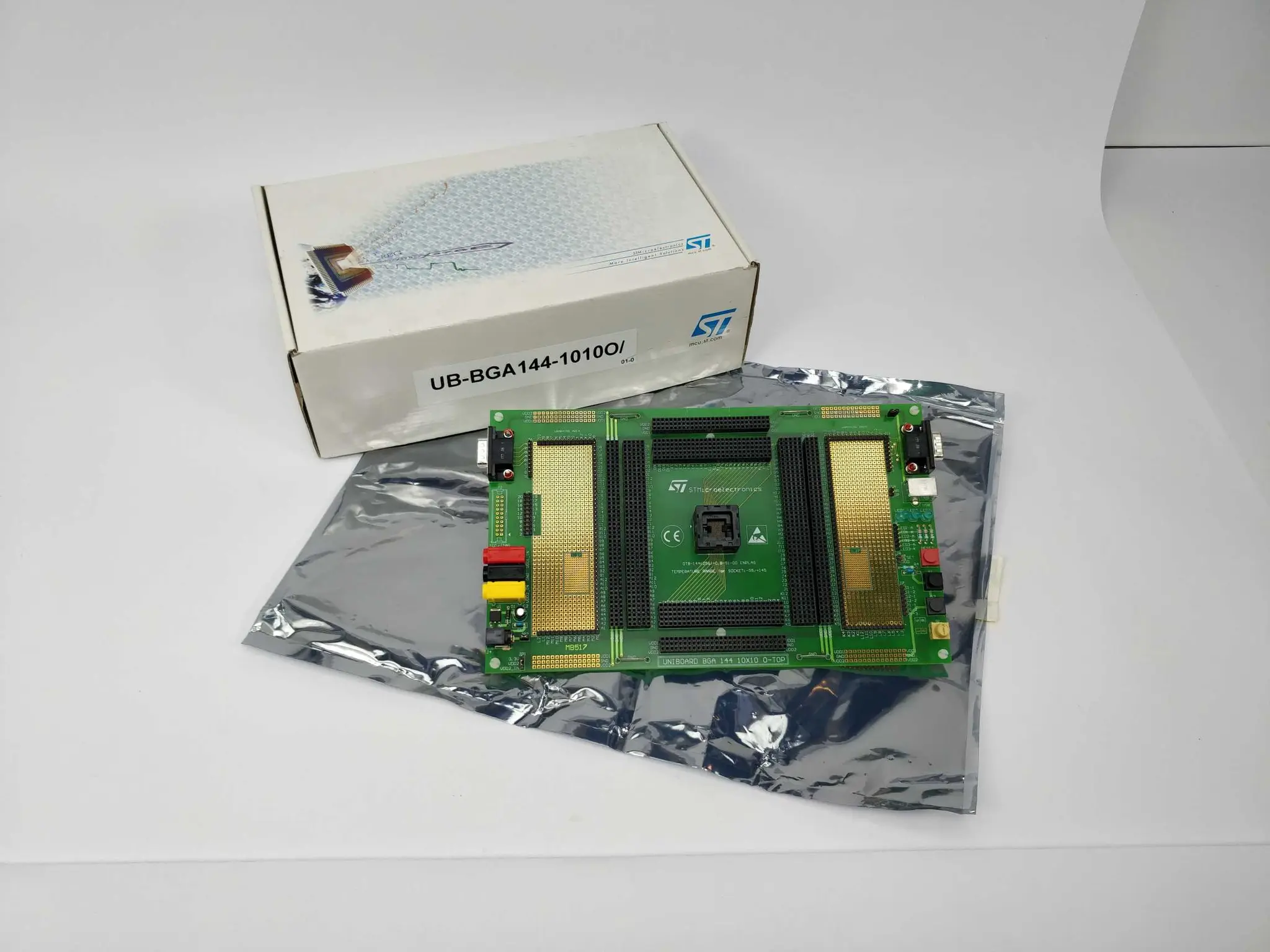 Produktfoto 1 von Stmicroele UB-BGA144-1010O