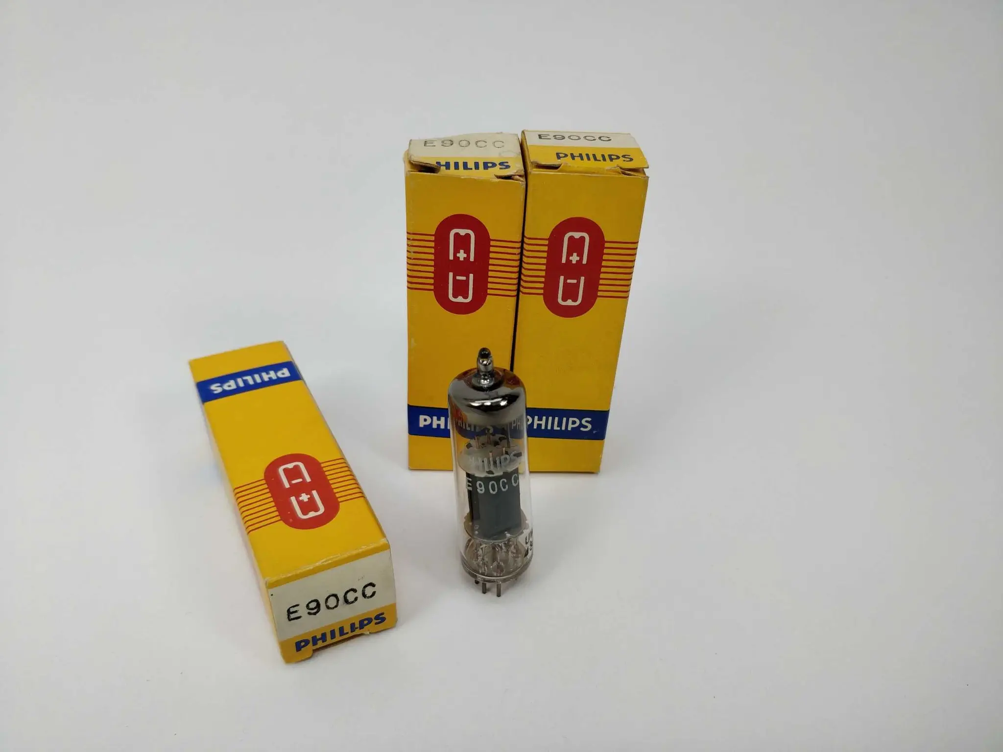 Produktfoto 1 von Philips E90CC