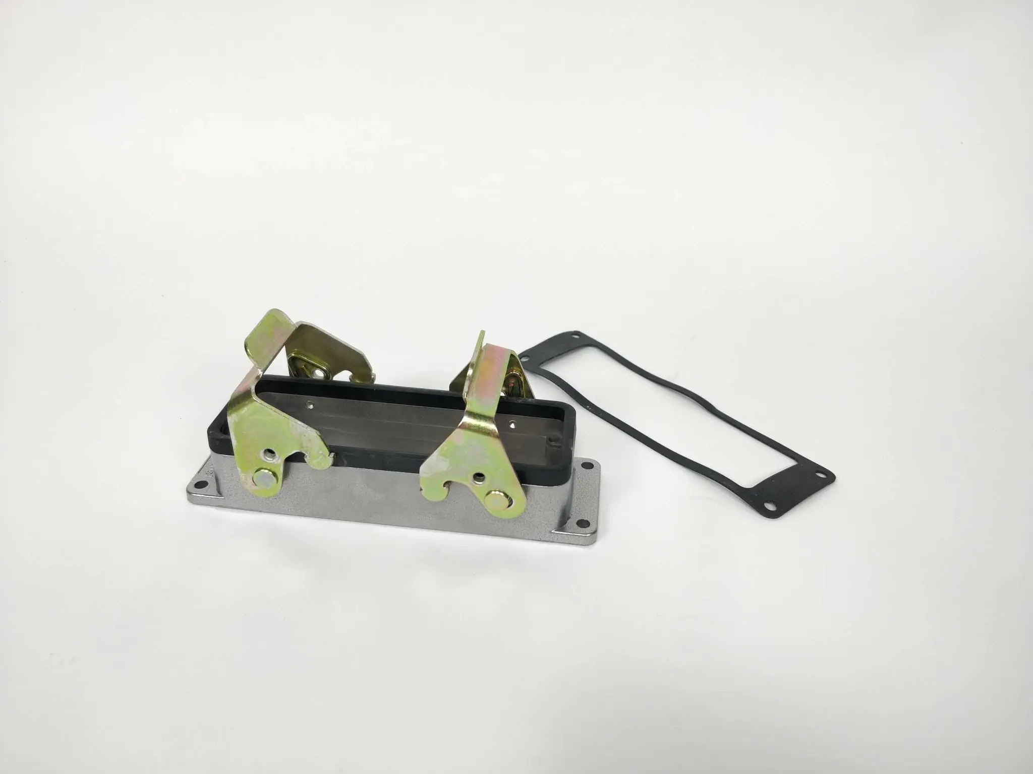 Produktfoto 1 von Amphenol C146