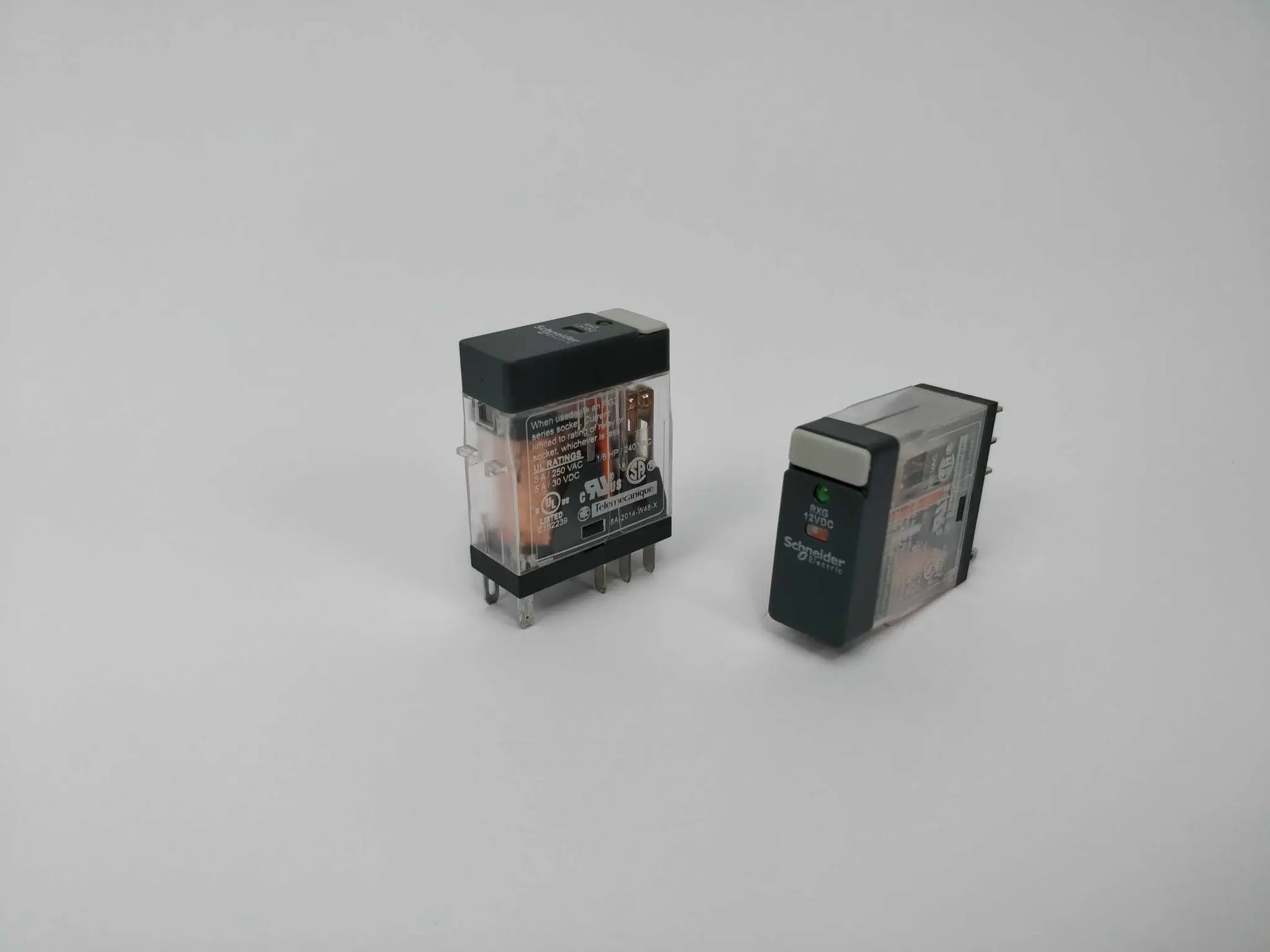 Produktfoto 1 von SchneiderE RXG23JD
