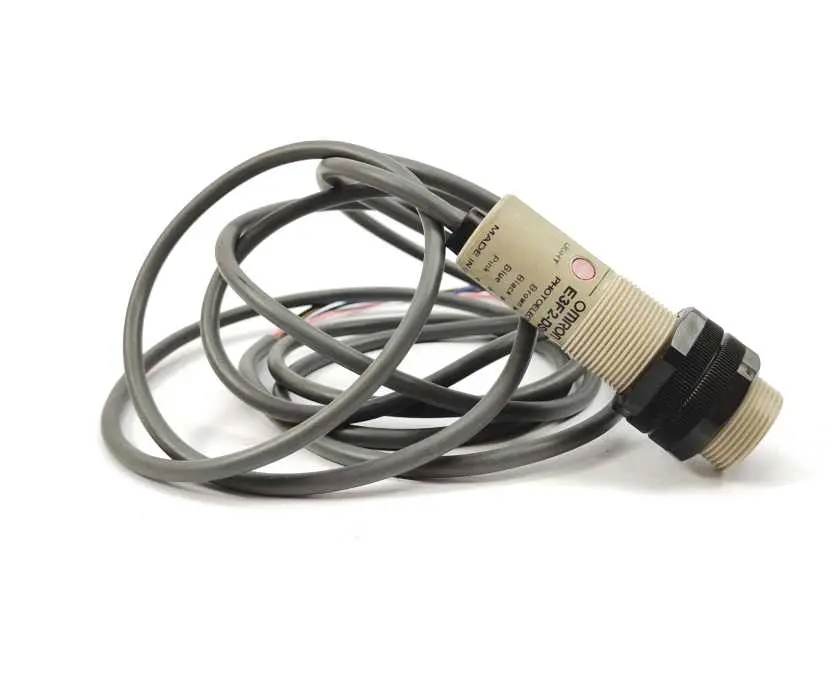Produktfoto 1 von OMRON E3F2-DS10C4-N