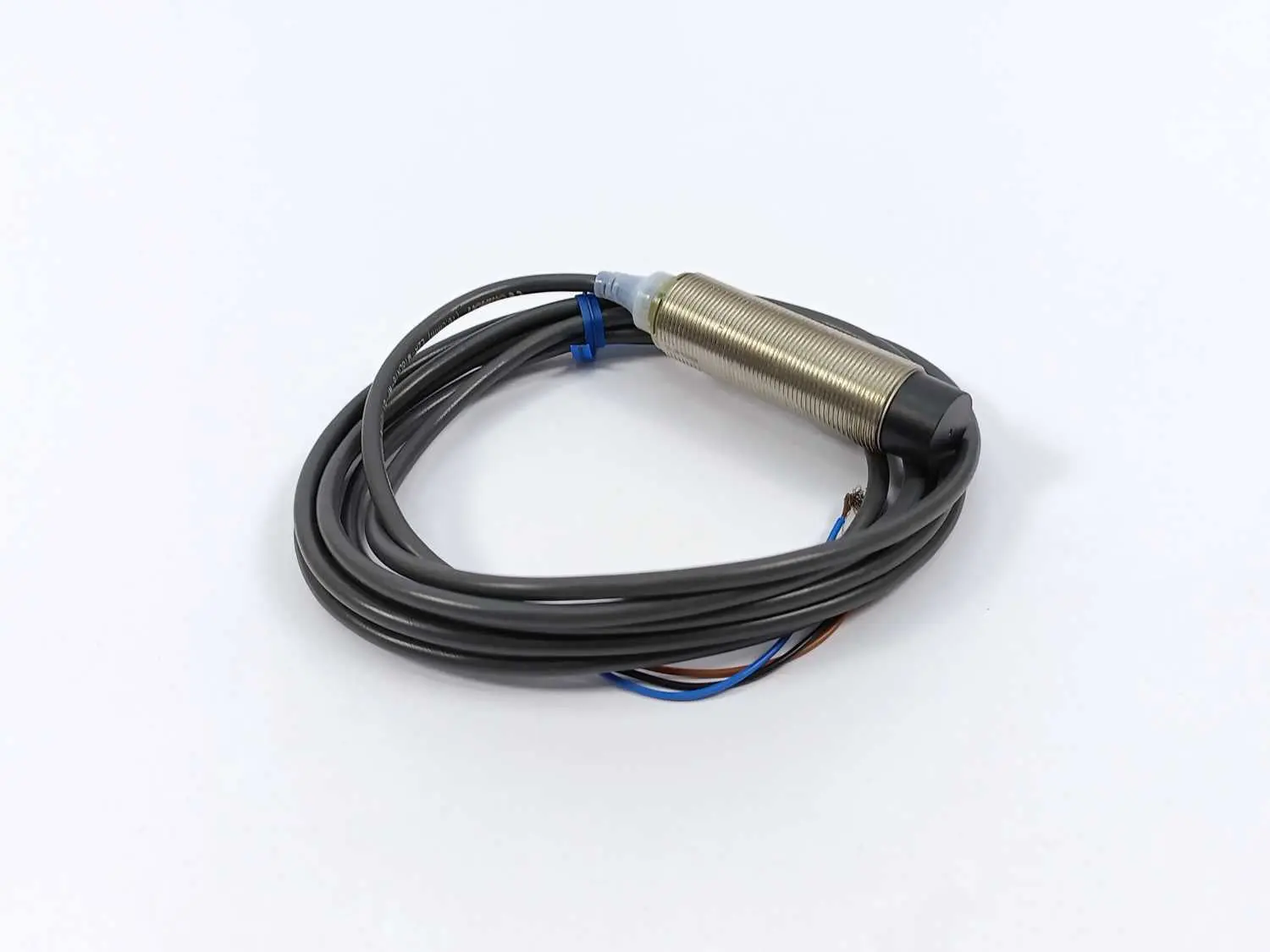 Produktfoto 1 von OMRON E2A-M18LN16-WP-B1