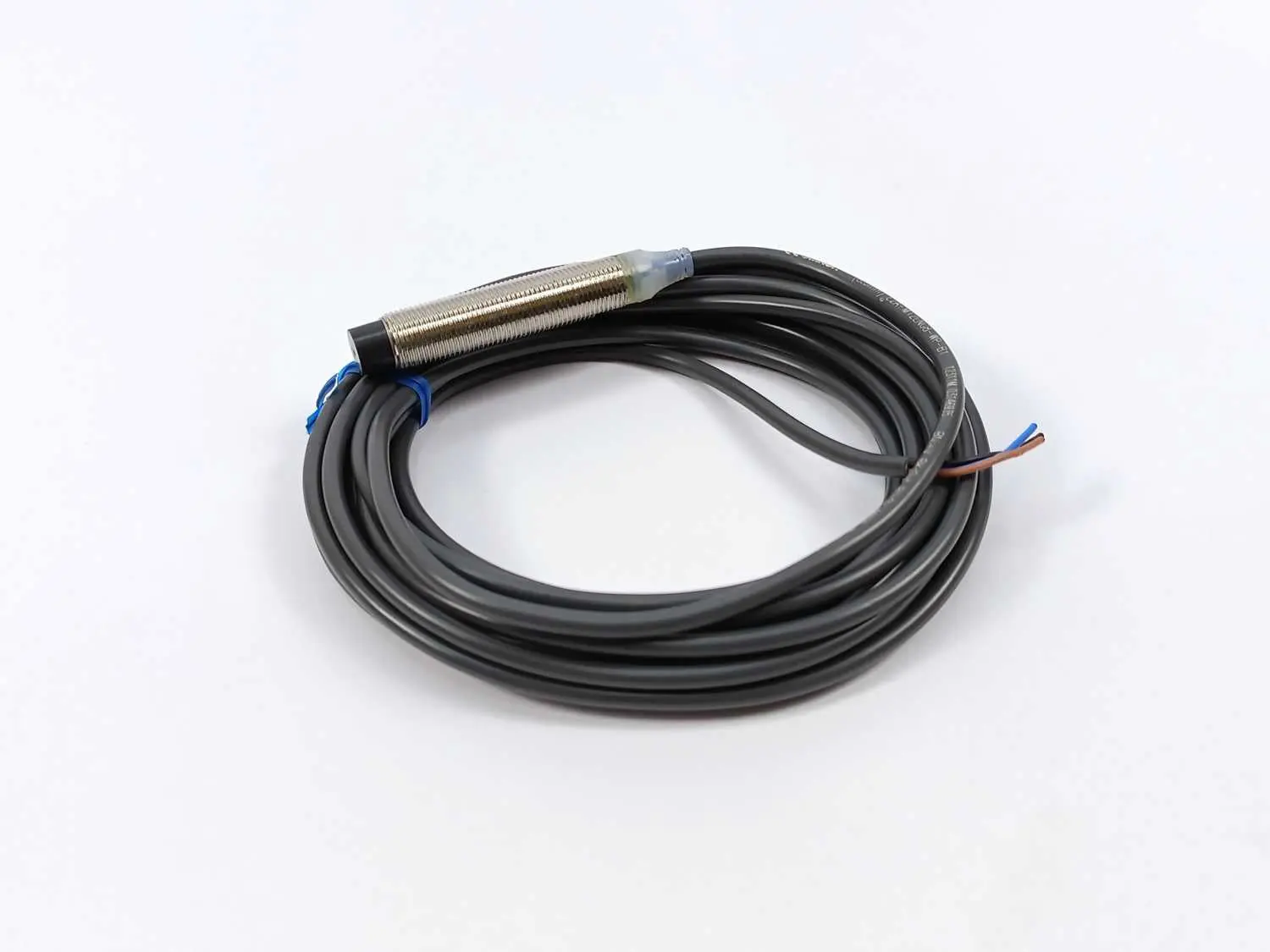 Produktfoto 1 von OMRON E2A-M12LN08-WP-B1