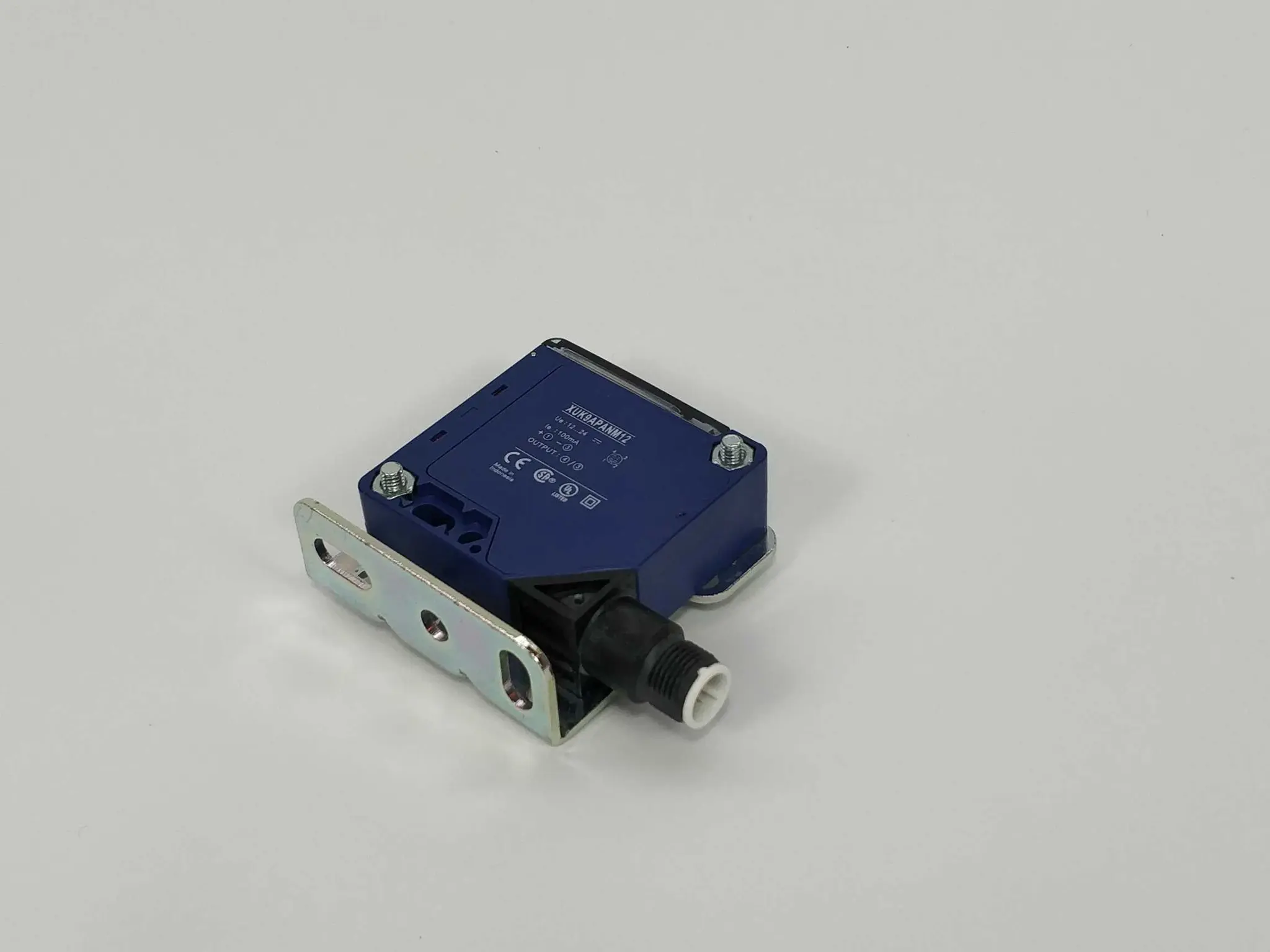 Produktfoto 1 von Telemecani XUK9APANM12