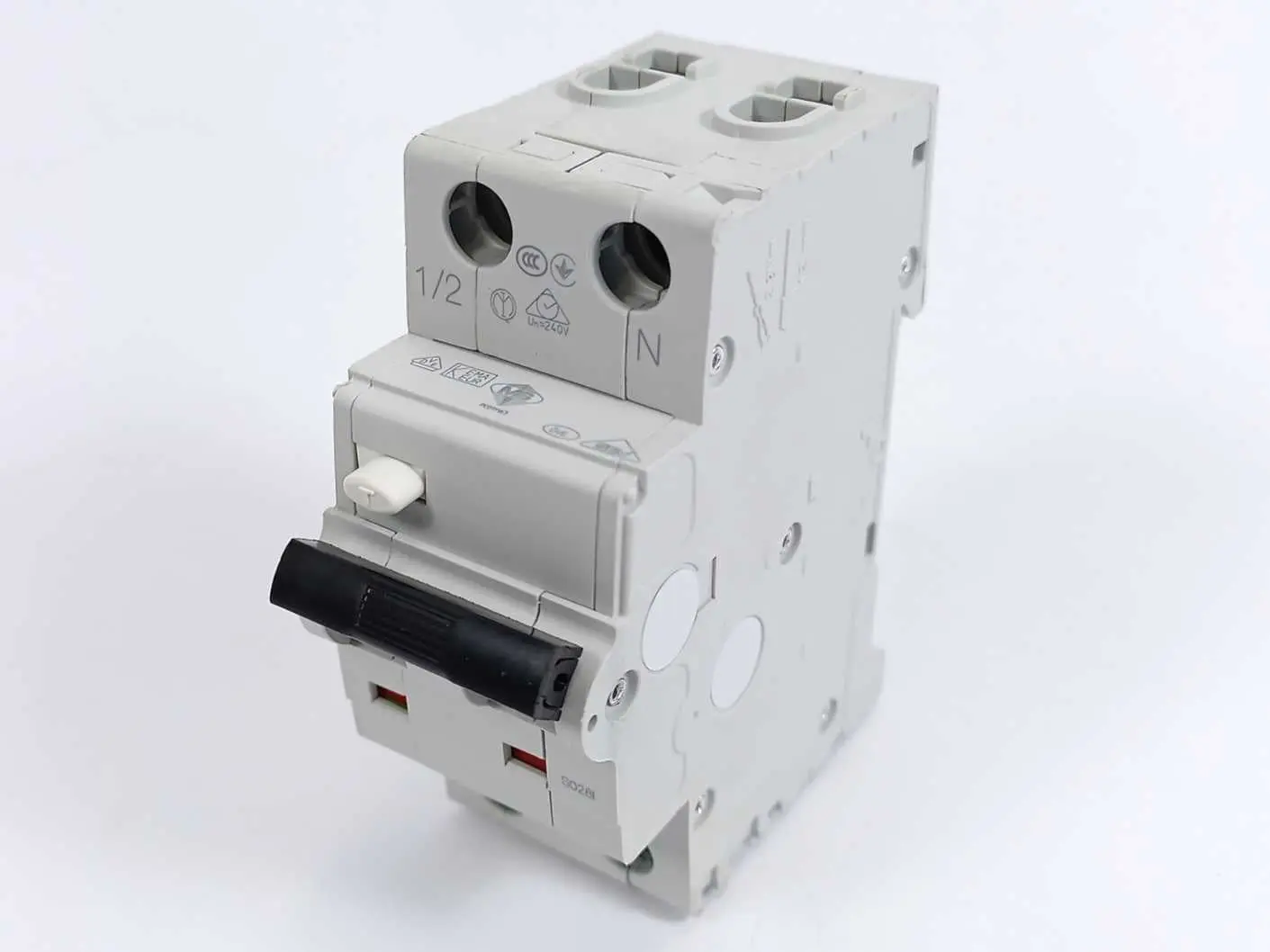 Produktfoto 1 von ABB 2CSR255180R1104