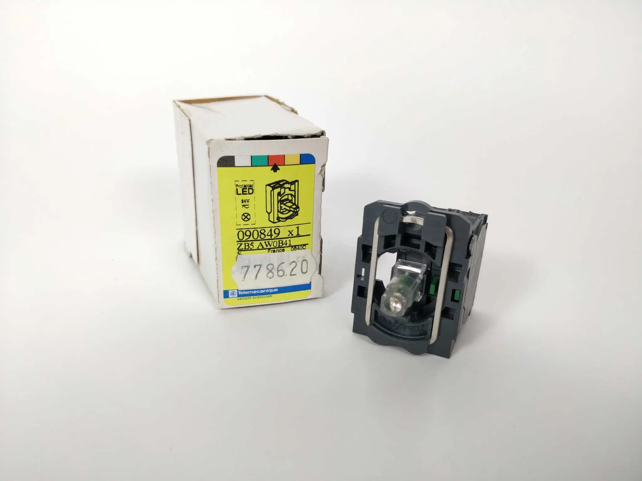 Produktfoto 1 von TELEMECANIQUE ZB5AW0B41