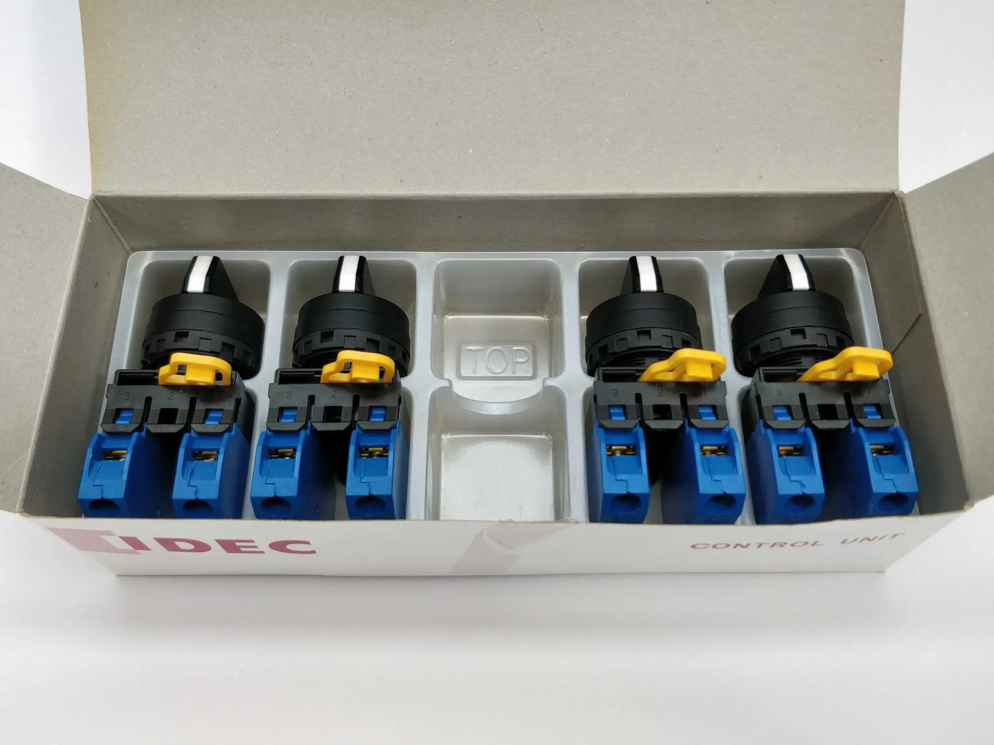 Produktfoto 1 von Idec YW1S-33E20
