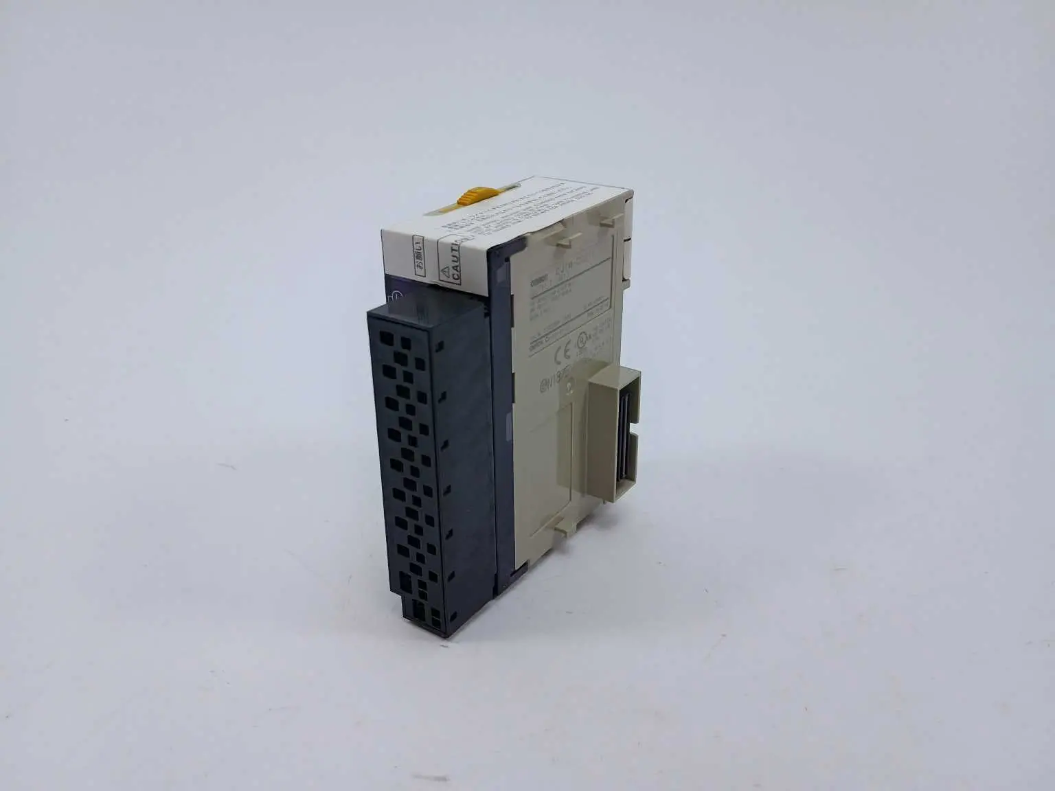 Produktfoto 1 von OMRON CJ1W-OD211
