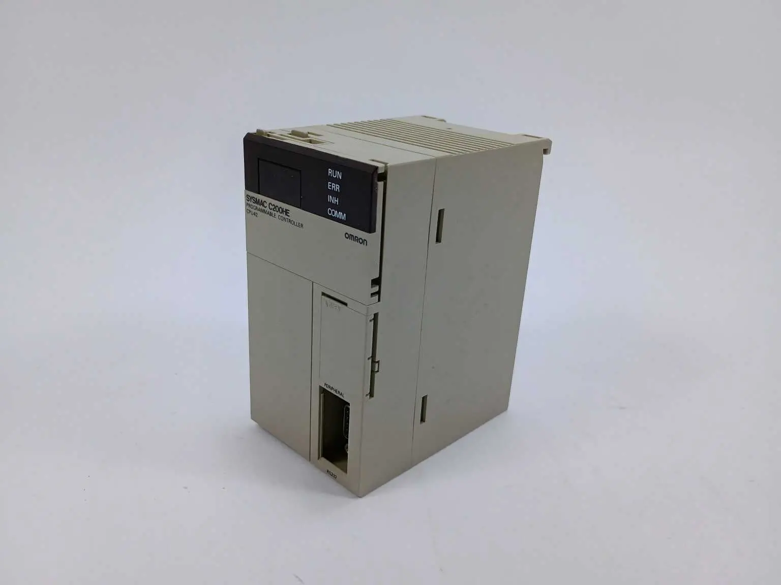 Produktfoto 1 von OMRON C200HE-CPU42-E