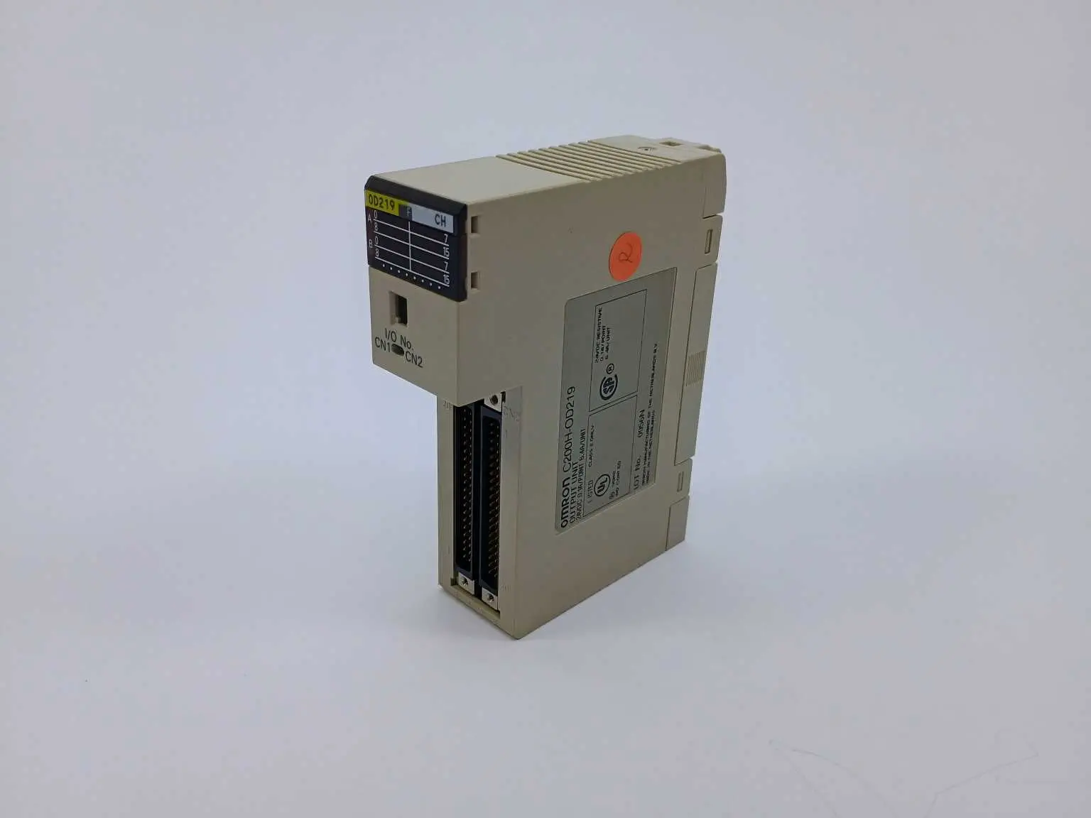 Produktfoto 1 von OMRON C200H-OD219