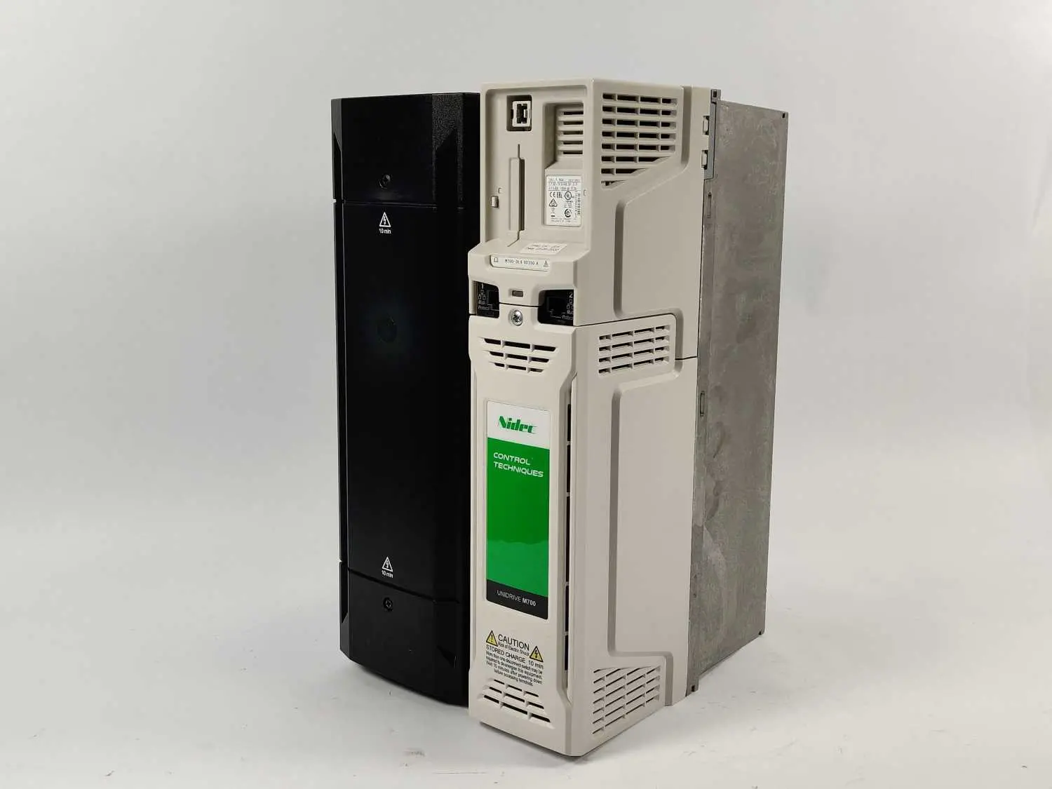 Produktfoto 1 von NIDEC / Control Techniques M700-06400350A