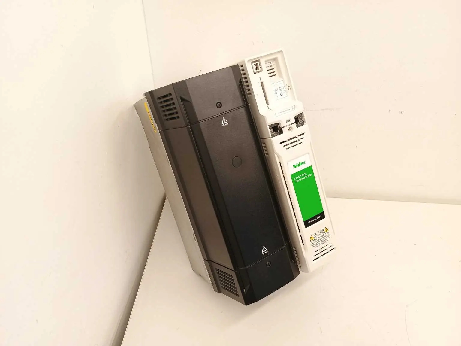 Produktfoto 1 von Control Techniques M700-06400350A