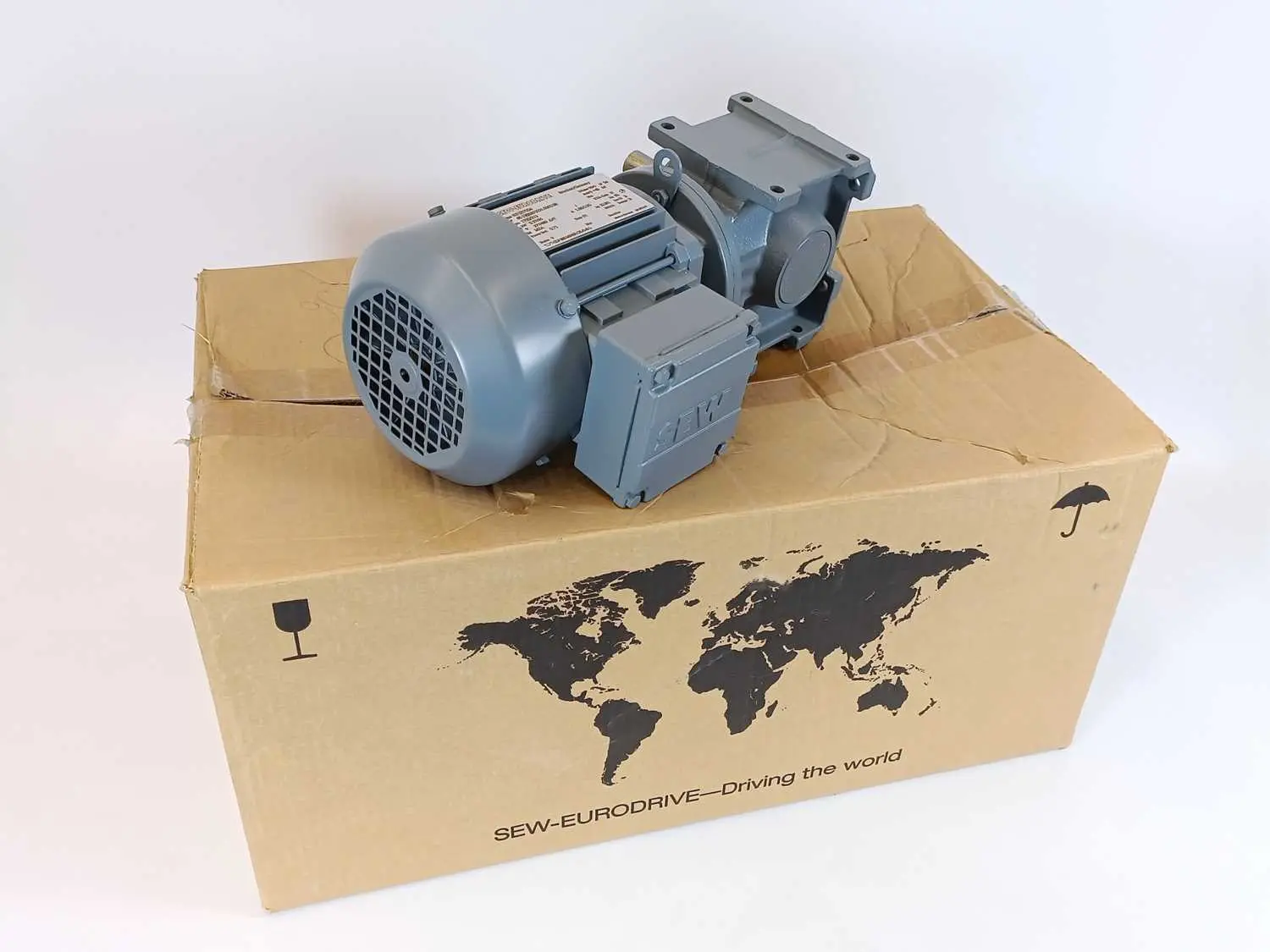 Produktfoto 1 von SEW-EURODRIVE S37DT71D4