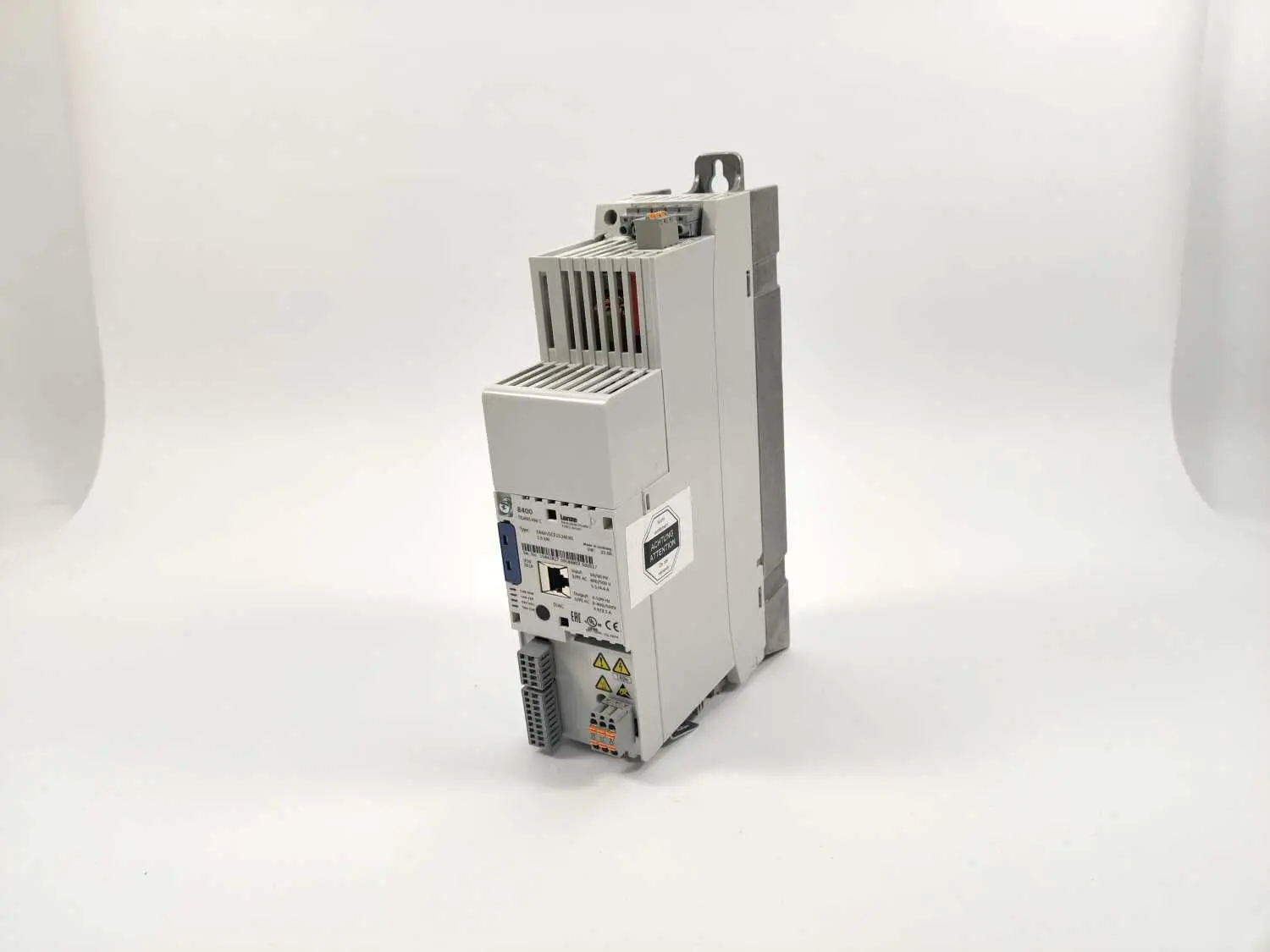 Produktfoto 1 von LENZE E84AVSCE1524SX0