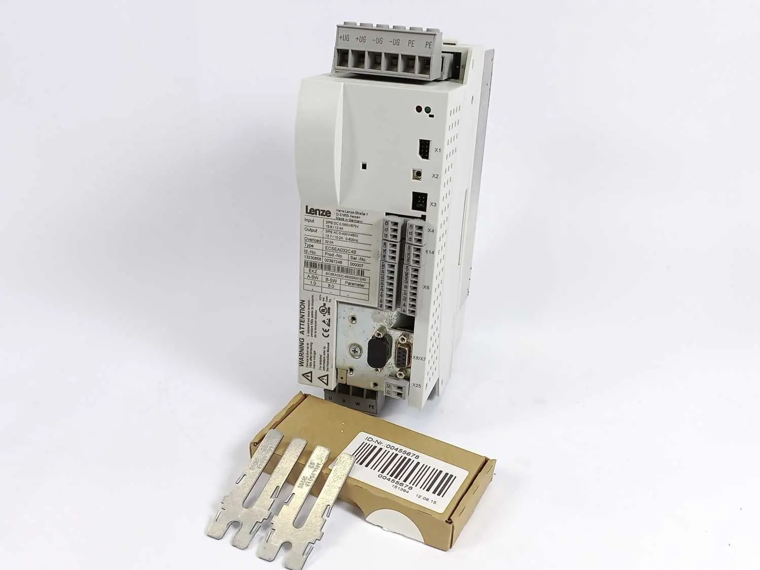 Produktfoto 1 von LENZE ECSEA032C4B