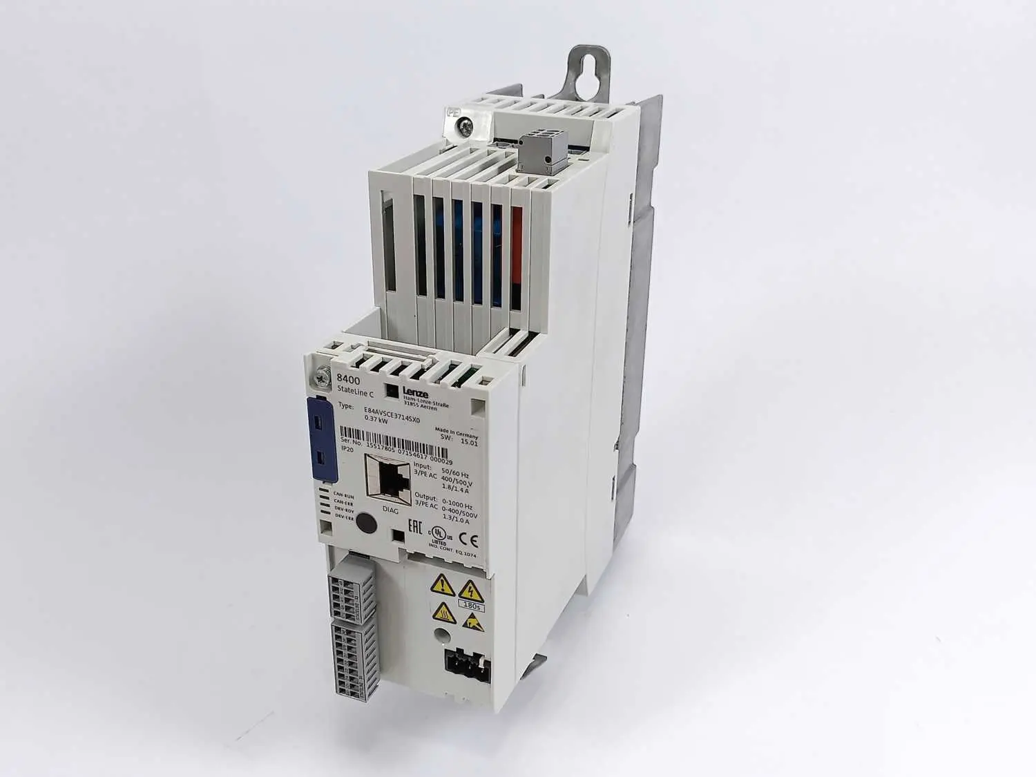 Produktfoto 1 von LENZE E84AVSCE3714SX0