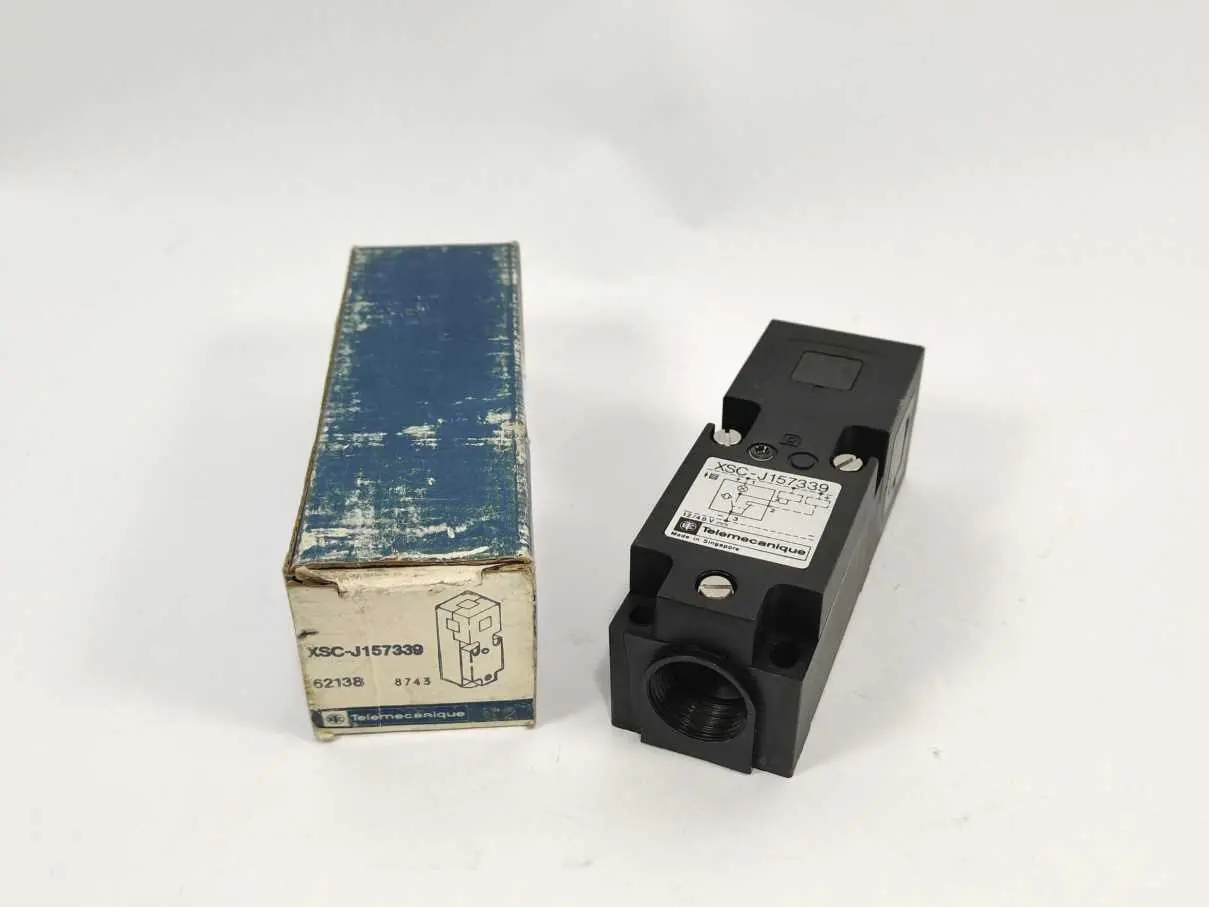 Produktfoto 1 von TELEMECANIQUE XSC-J157339