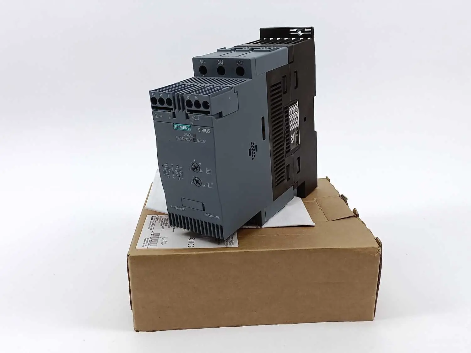 Produktfoto 1 von Siemens 3RW3036-1BB04