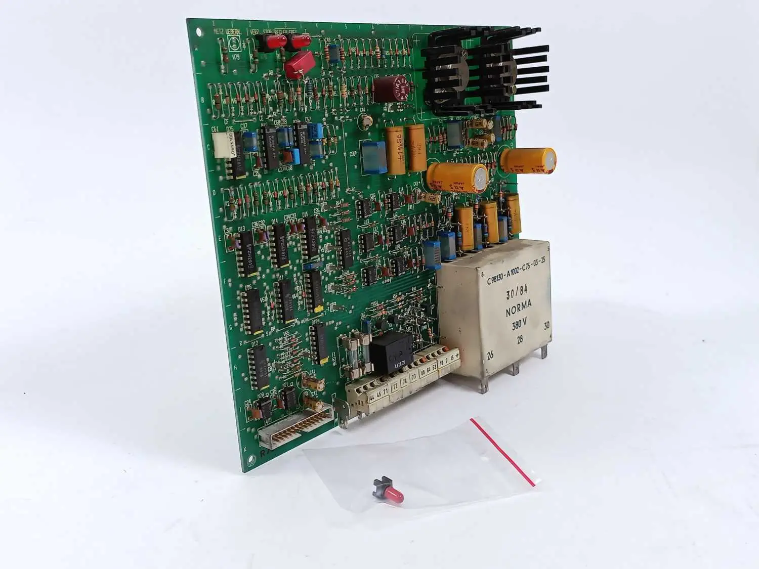 Produktfoto 1 von Siemens C98043-A1045-L3
