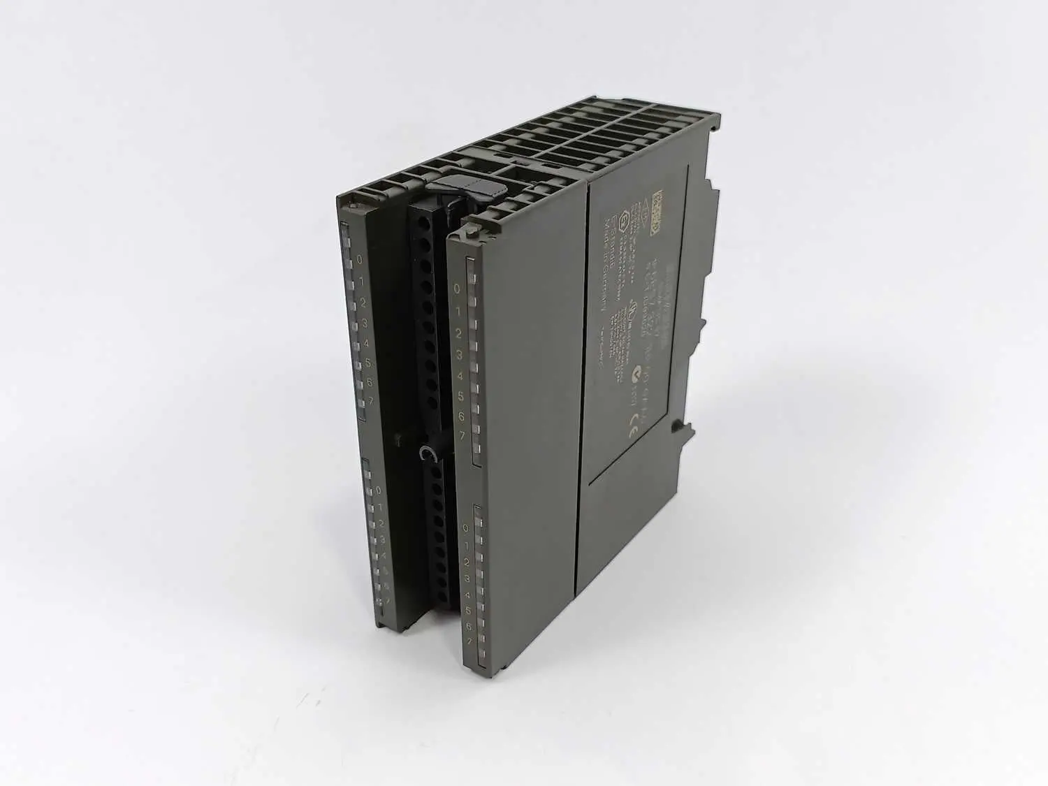 Produktfoto 1 von Siemens 6ES7322-1BL00-0AA0