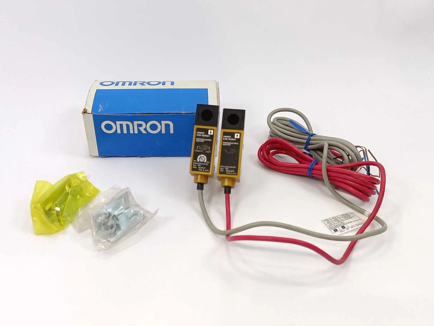 Produktfoto 1 von OMRON E3S-5B41