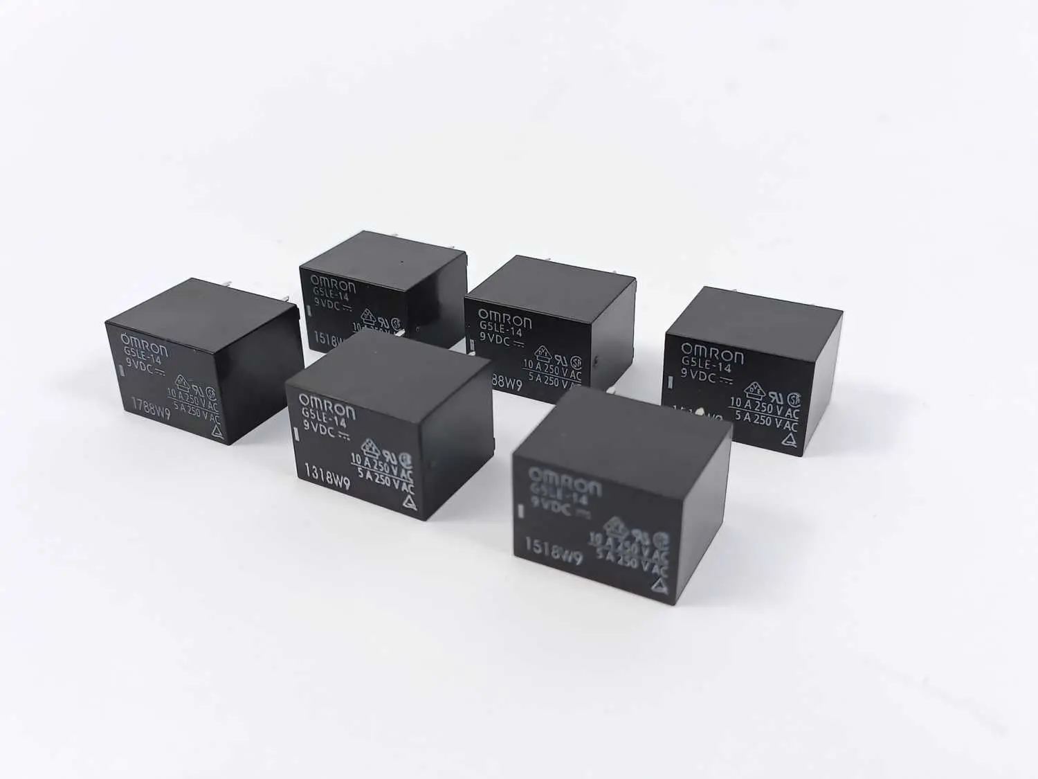 Produktfoto 1 von OMRON G5LE-14